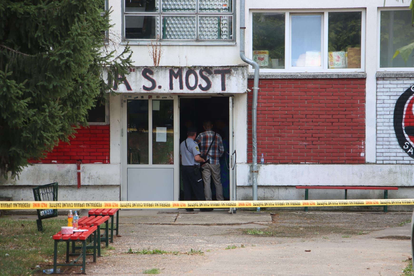Ein Schulmassaker stürzte eine ganze Region in tiefe Trauer.