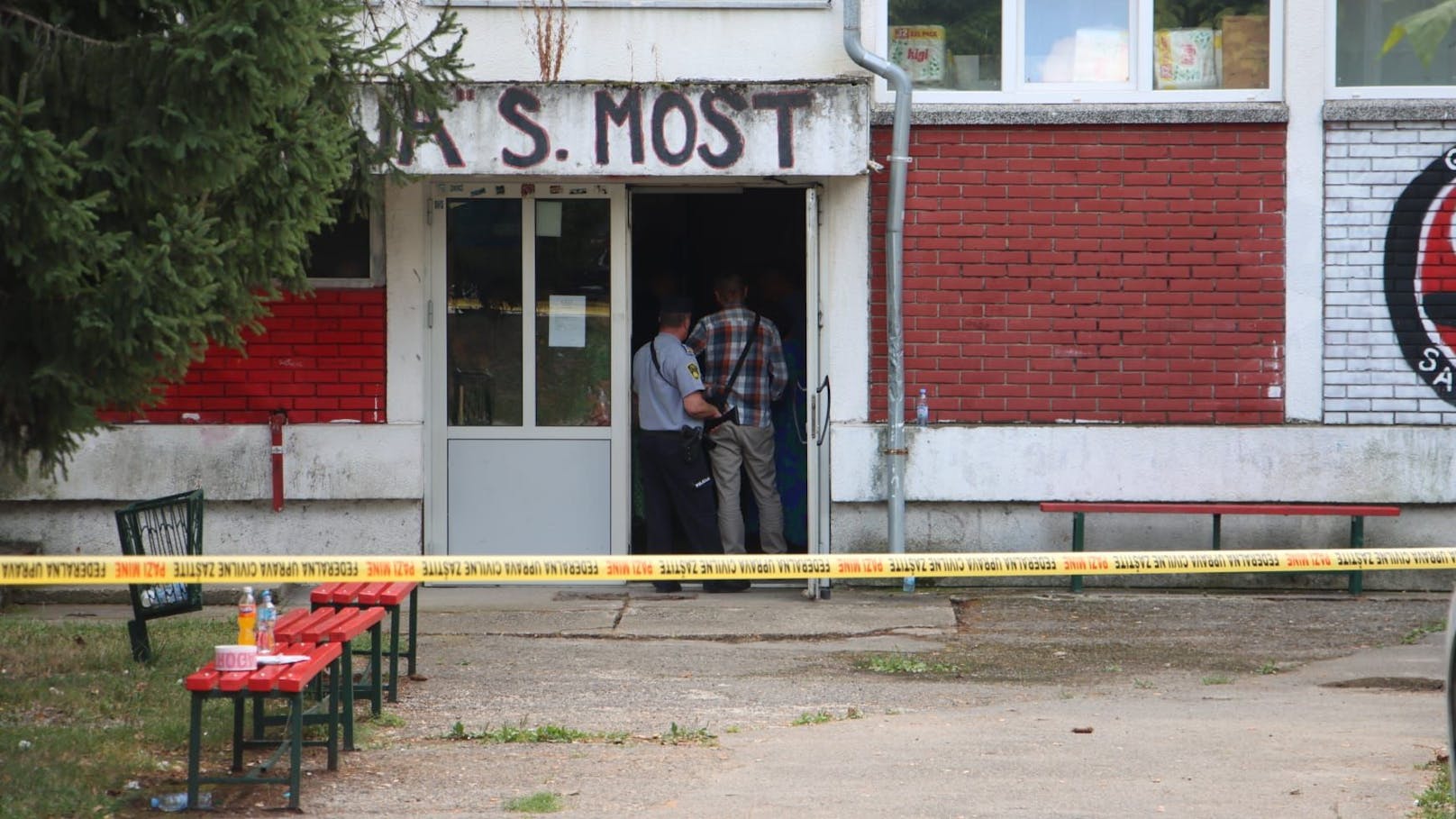 Massaker am Mittwochvormittag in Sanski Most (Bosnien-Herzegowina).