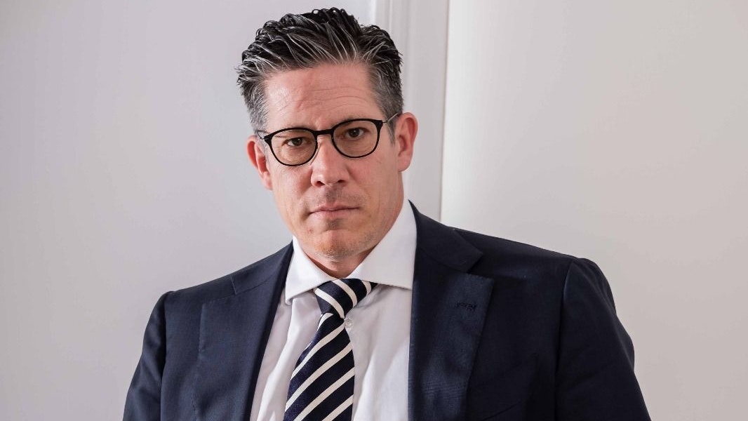 Top-Jurist Florian Höllwarth vertritt Simone Lugner.