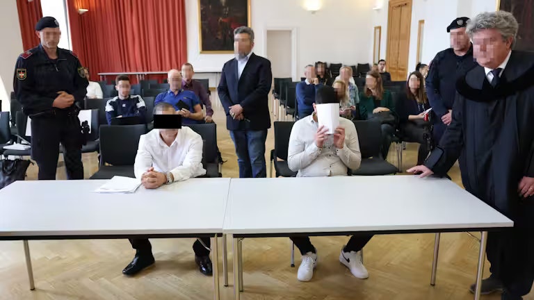 Heute.at - Leonies Mörder droht jetzt Abschiebung nach Afghanistan