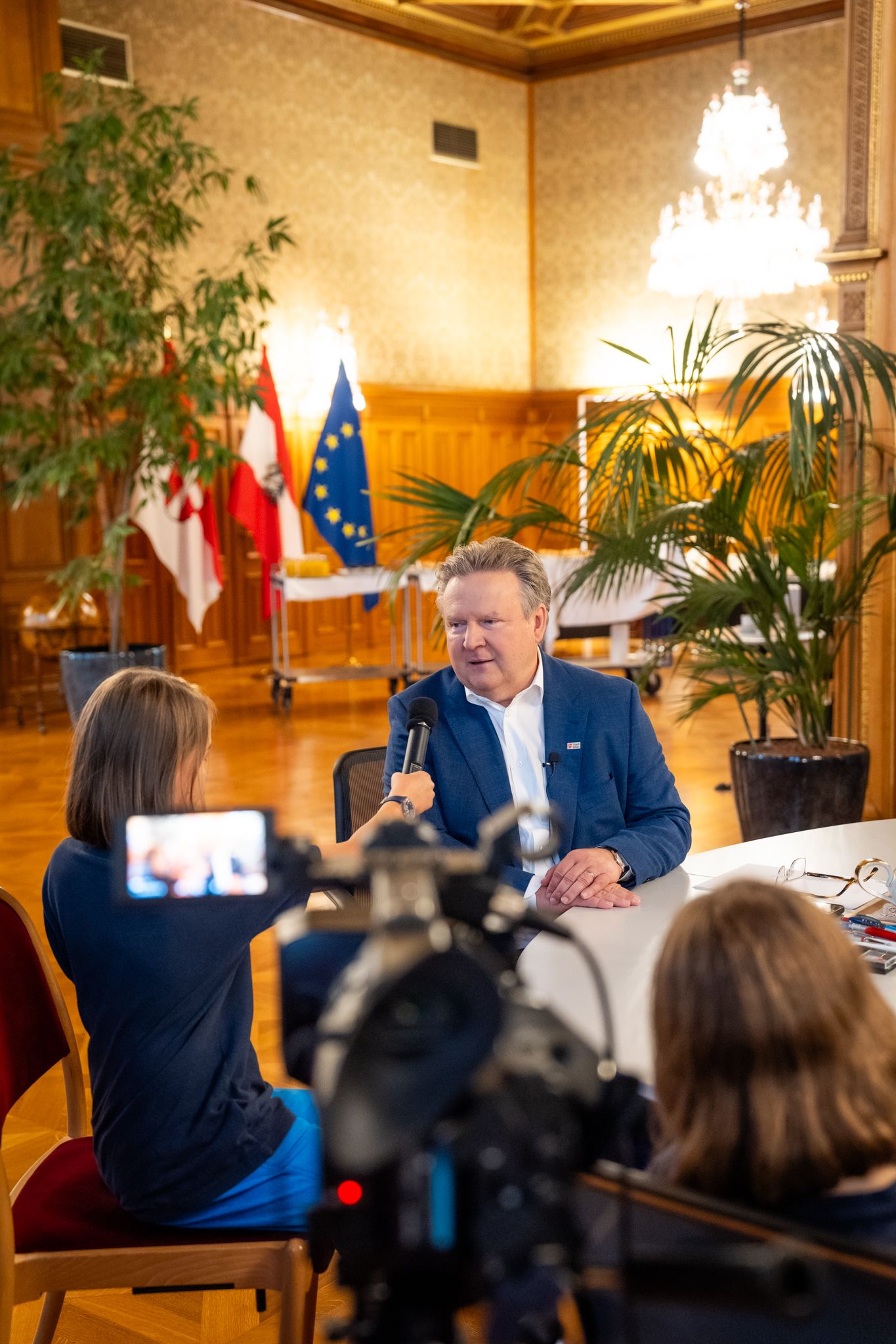 Bürgermeister Michael Ludwig wurde von Kinder-Reportern interviewt.