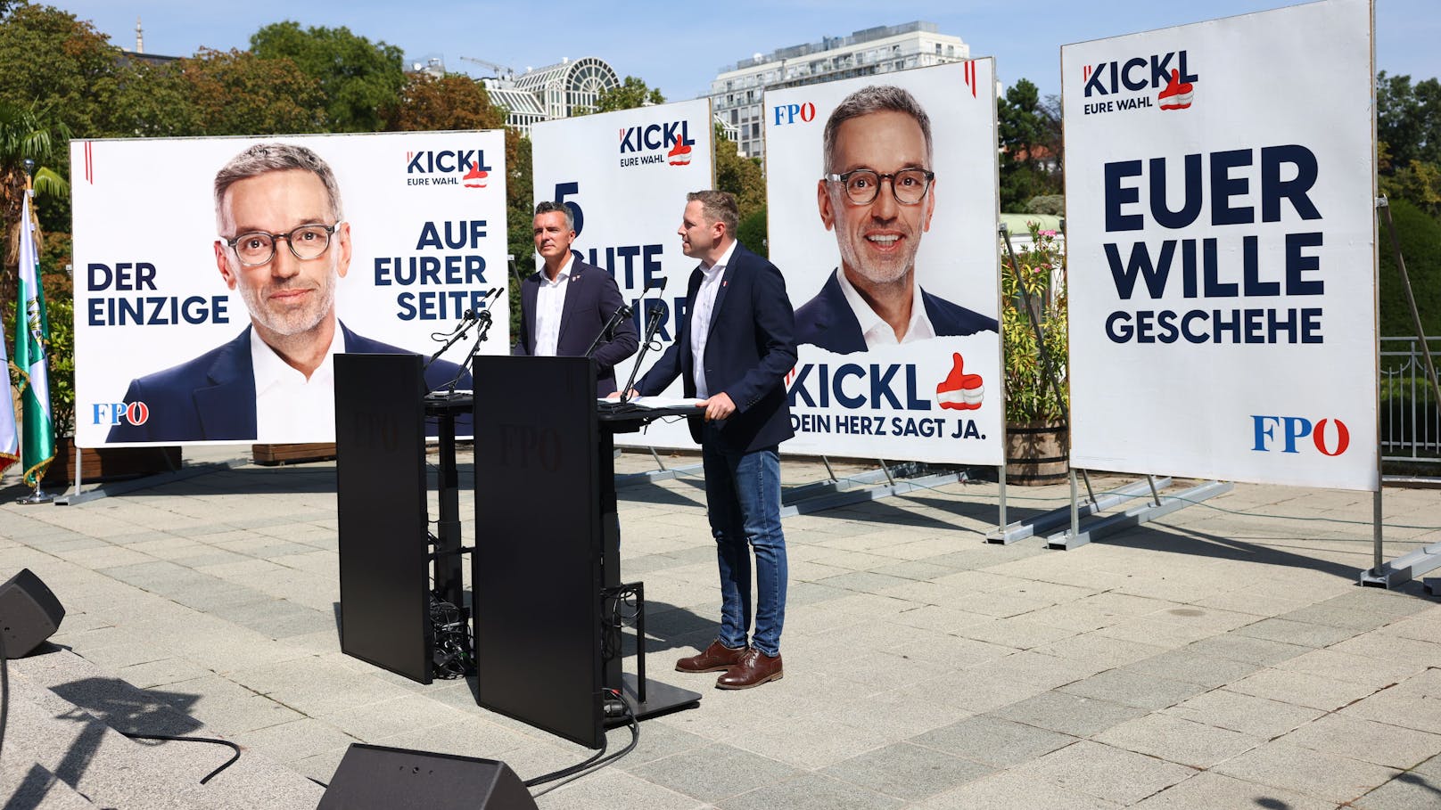 Am Freitag (23.08.2024) stellte die FPÖ ihre erste Plakatwelle für die Nationalratswahl vor.