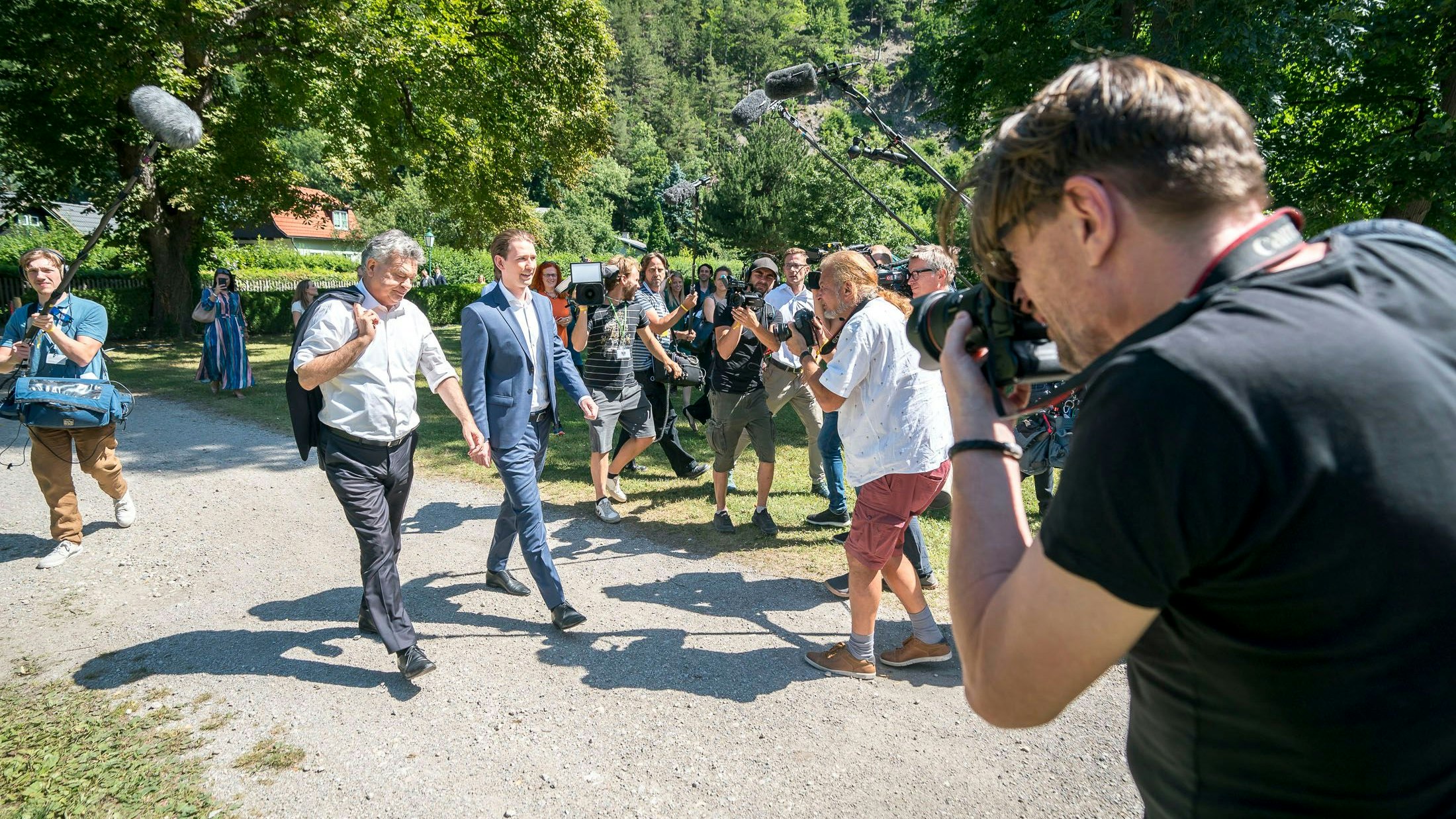 Hallo Sebastian, lass uns einmal unter vier Augen reden!