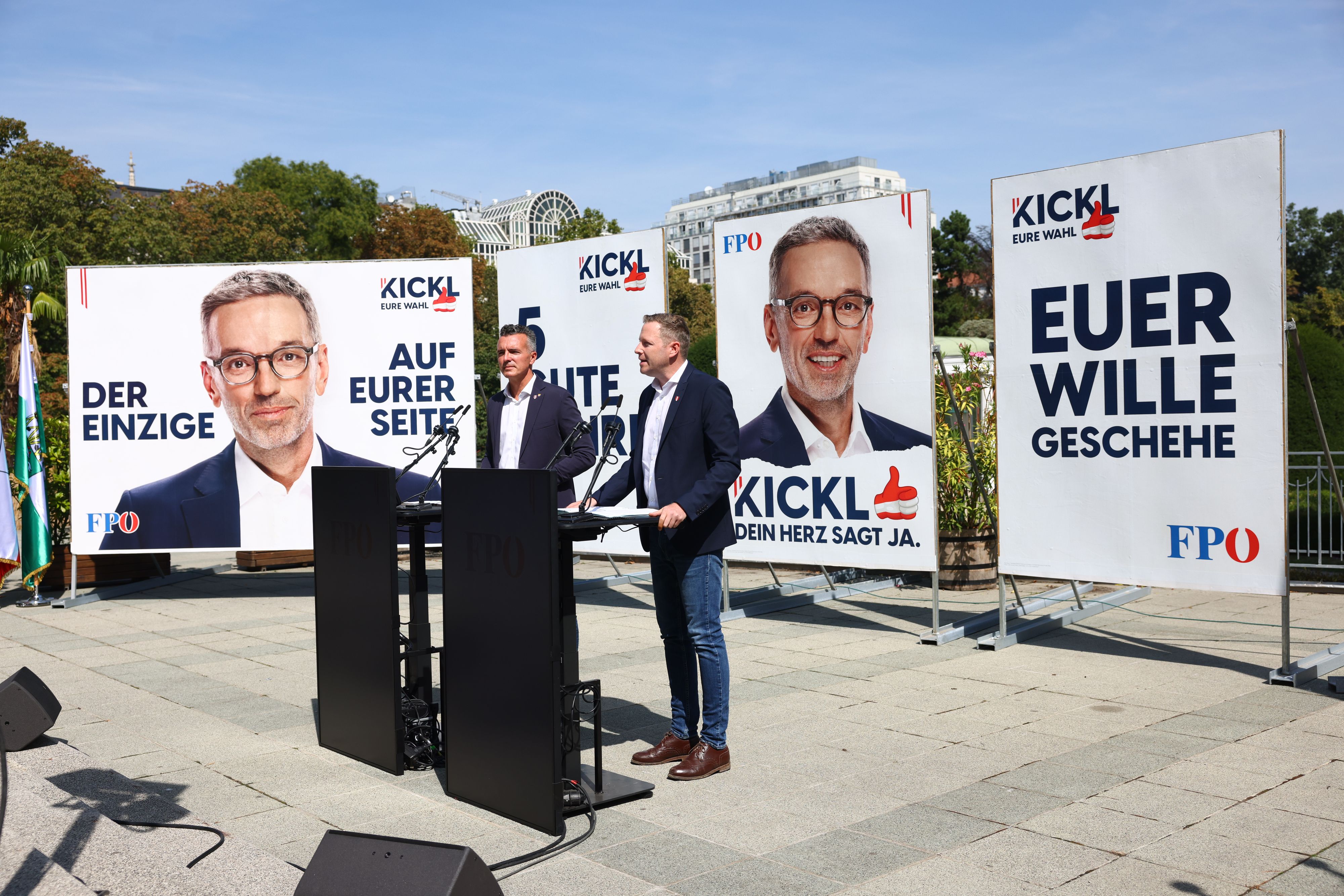 Am Freitag (23.08.2024) stellte die FPÖ ihre erste Plakatwelle für die Nationalratswahl vor.