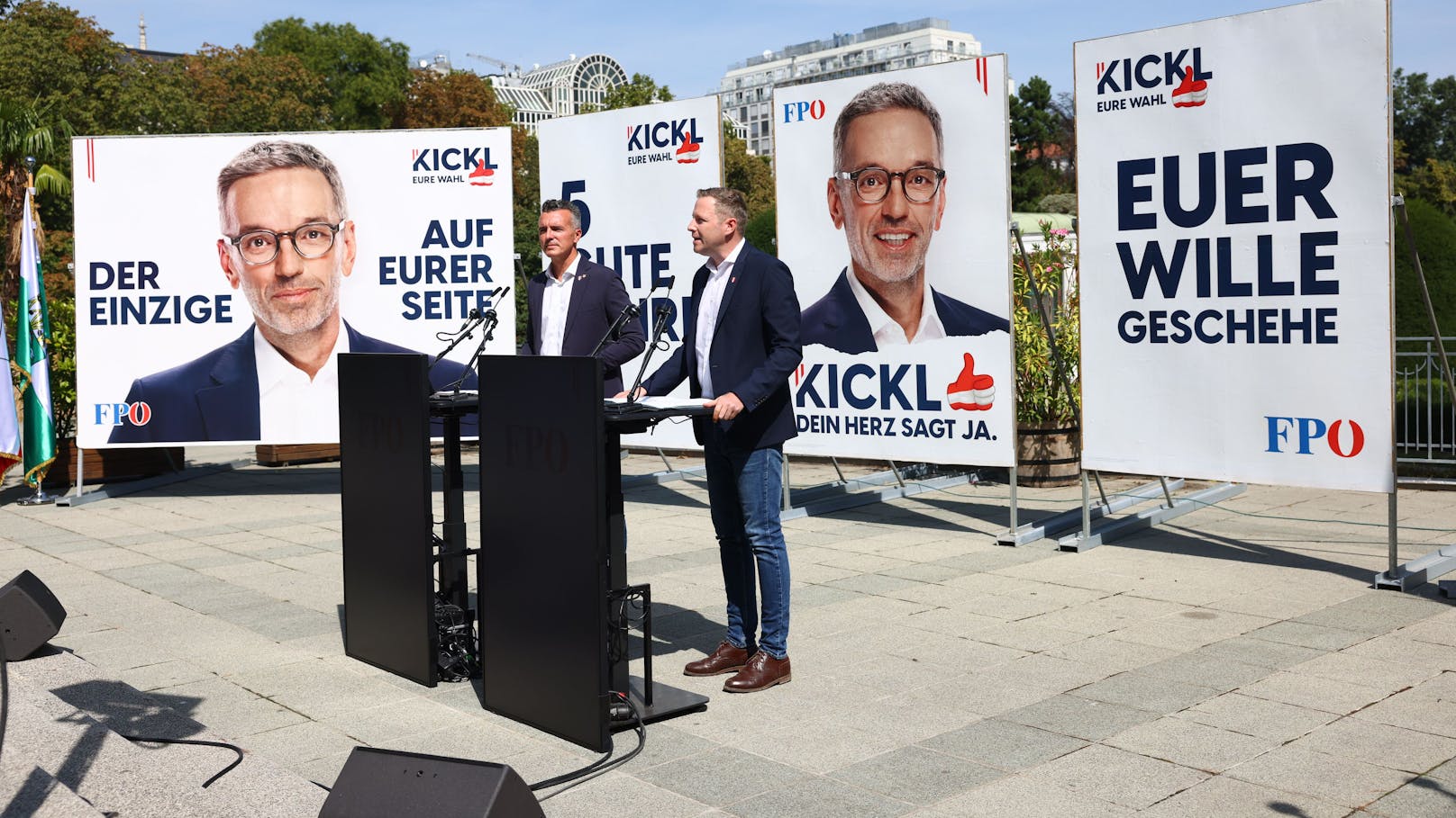 Am Freitag (23.08.2024) stellte die FPÖ ihre erste Plakatwelle für die Nationalratswahl vor.