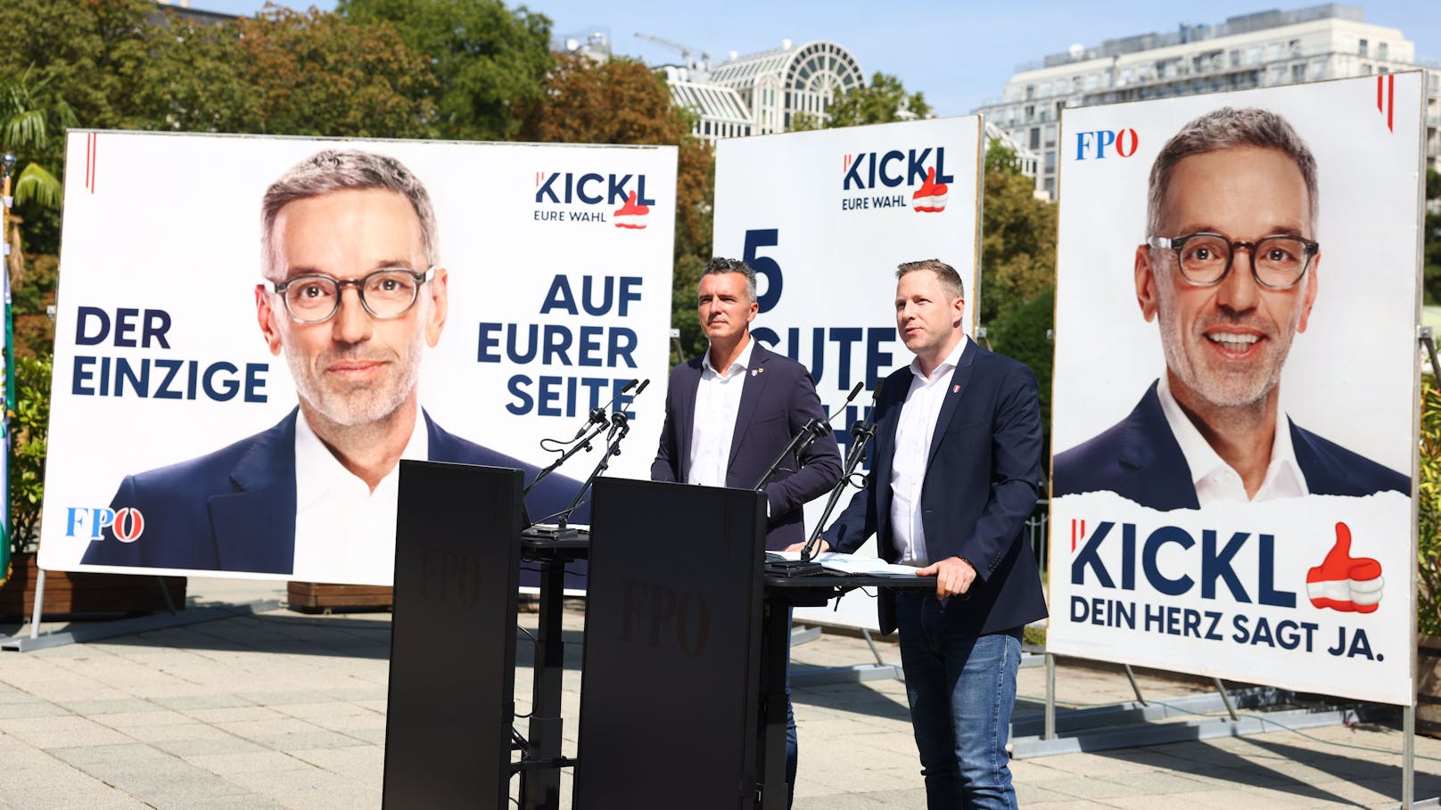 Am Freitag (23.08.2024) stellte die FPÖ ihre erste Plakatwelle für die Nationalratswahl vor.