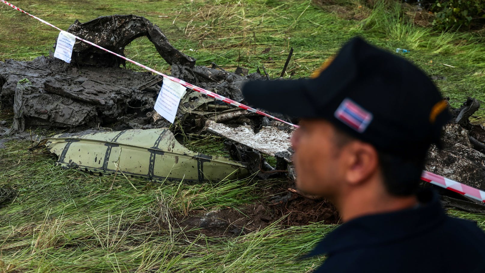 Am Donnerstag ist in Thailand eine Charter-Maschine abgestürzt. Alle Insassen (vier Thailänder, fünf Chinesen, zwei Piloten) starben.