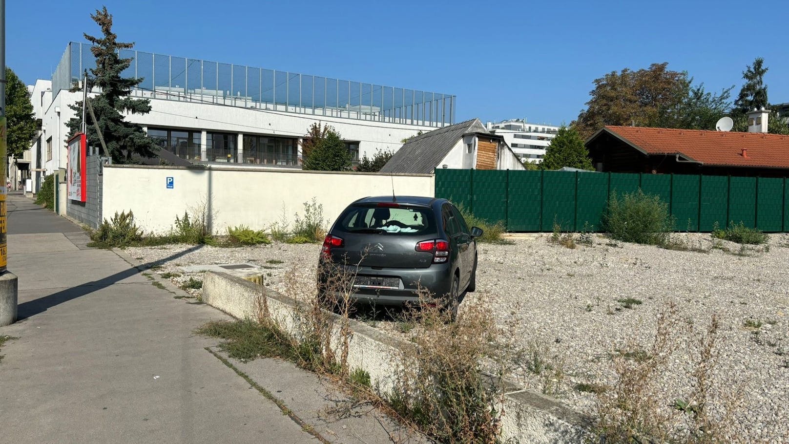 Eine wichtige Rolle bei den Klagsdrohungen und horrenden Geldforderungen spielt dieser Citroën.