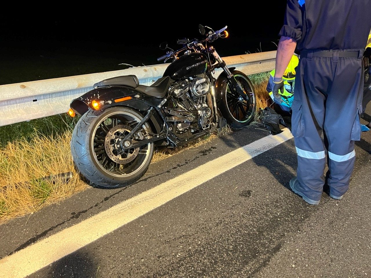 Bei der A3-Ausfahrt Pottendorf, Bezirk Baden, kam es am Abend des 24. August 2024 zu einem Motorradunfall mit tödlichem Ausgang.