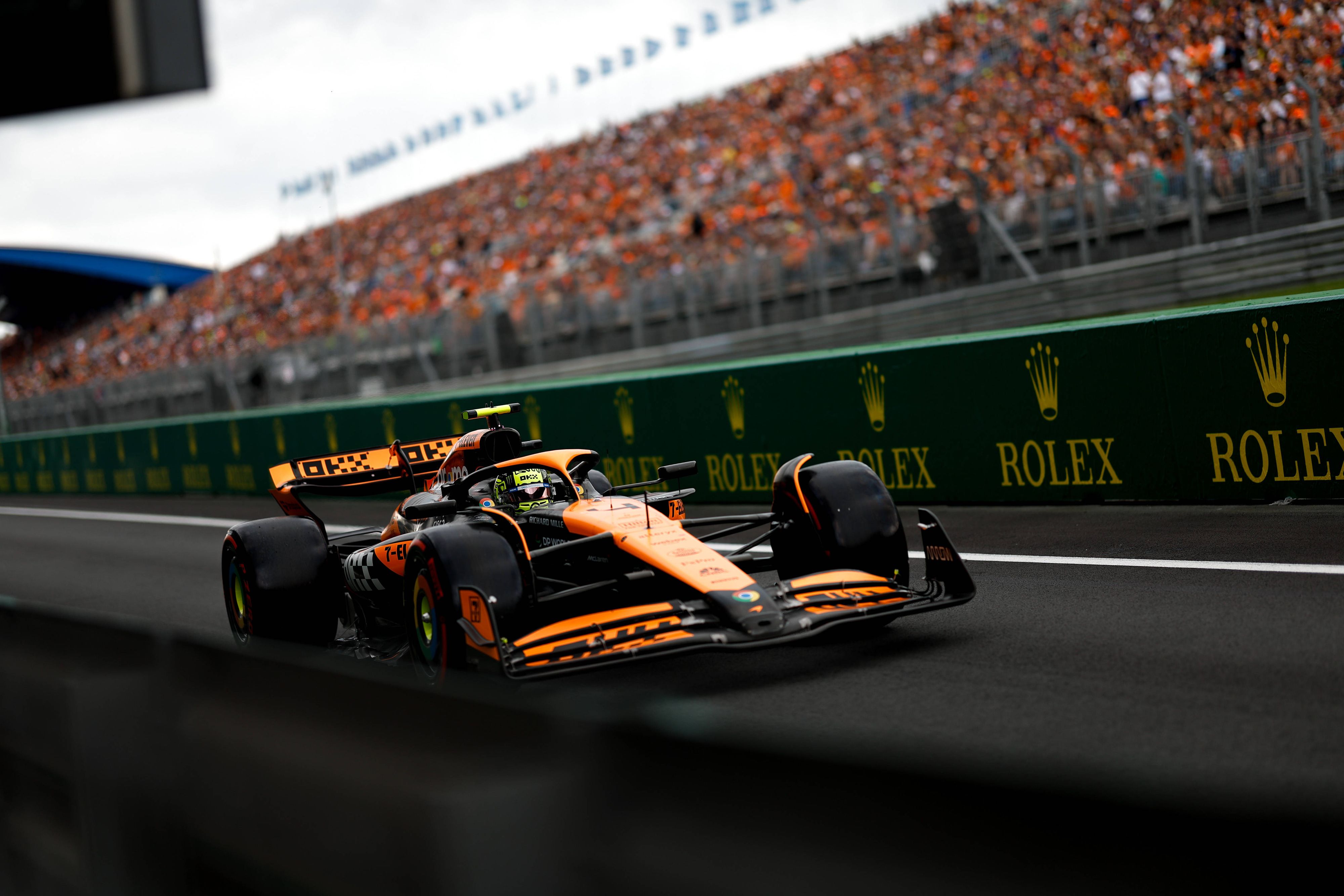 Lando Norris – der Orange im orangen Fan-Meer.