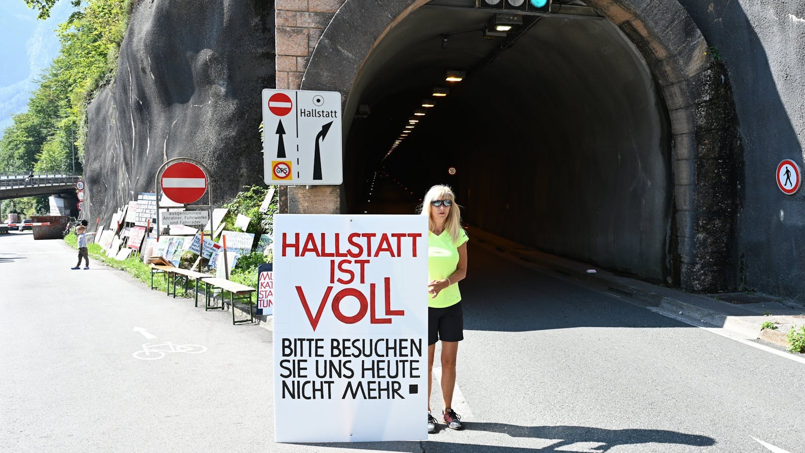 Ob es nun regelmäßig Demonstrationen in und um Hallstatt geben wird, ist nicht klar.