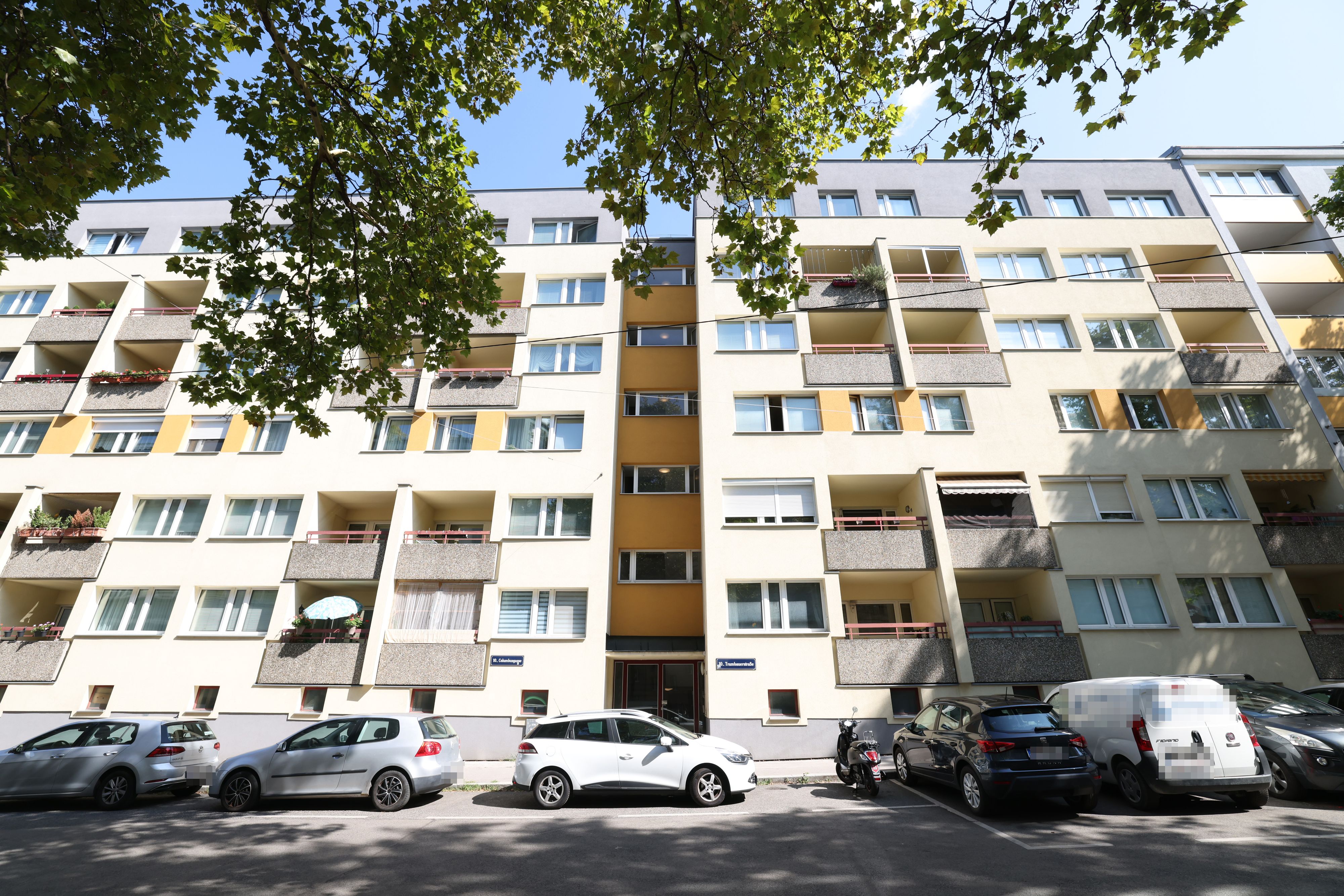 Eine Frau wurde am Sonntag in einer Wohnung in Wien-Favoriten getötet.