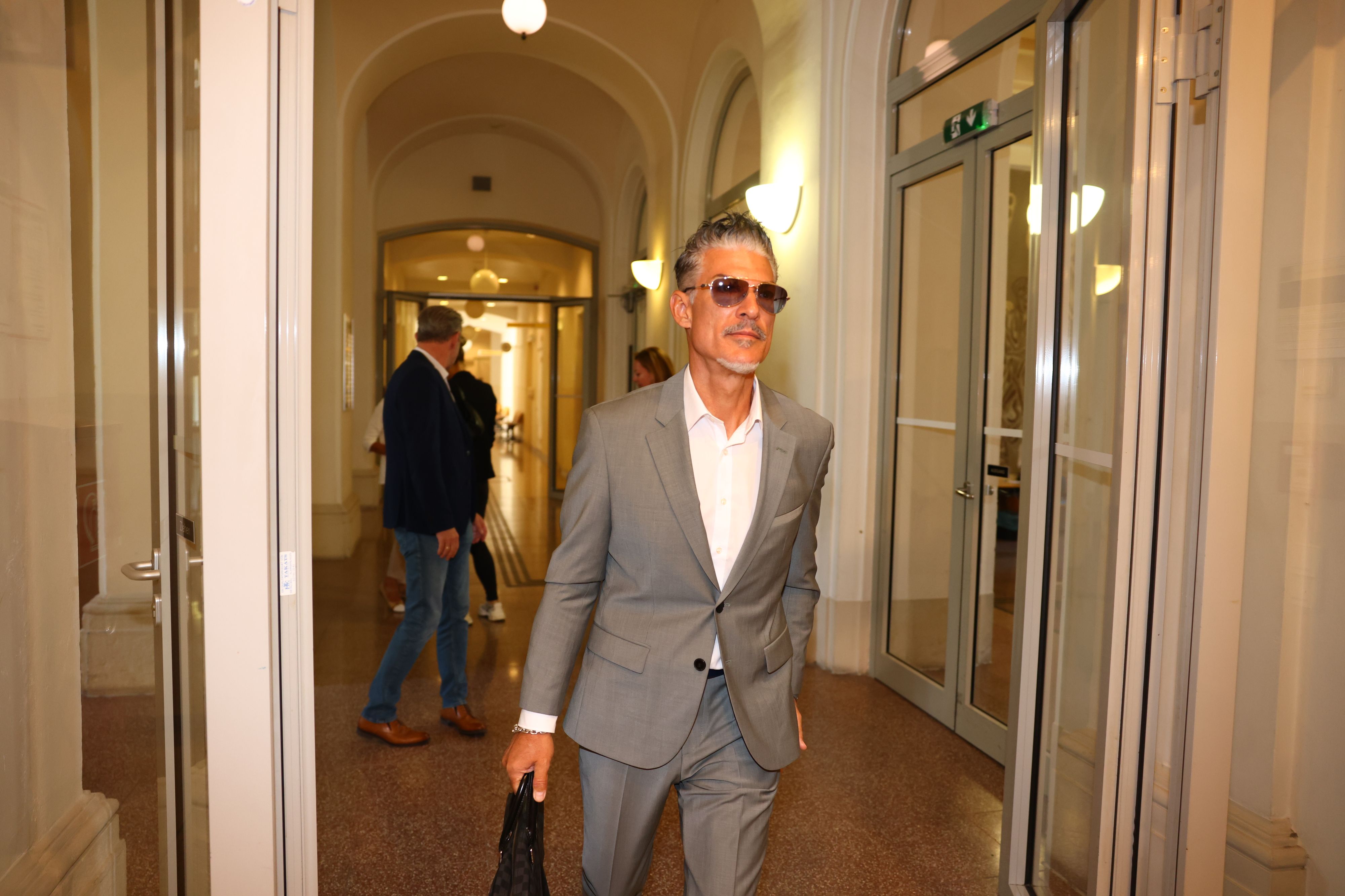 Dem deutschen Reality-TV-Star wird unter anderem vorgeworfen, private Einkäufe mit Firmengeld bezahlt zu haben. 