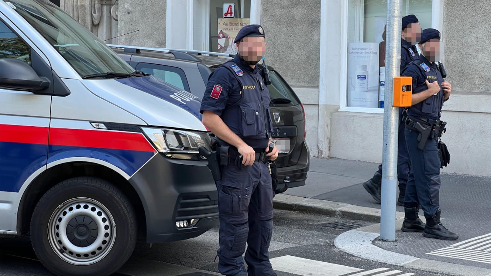 "Geld her!" Teenie-Bande verprügelt in Wien 13-Jährigen