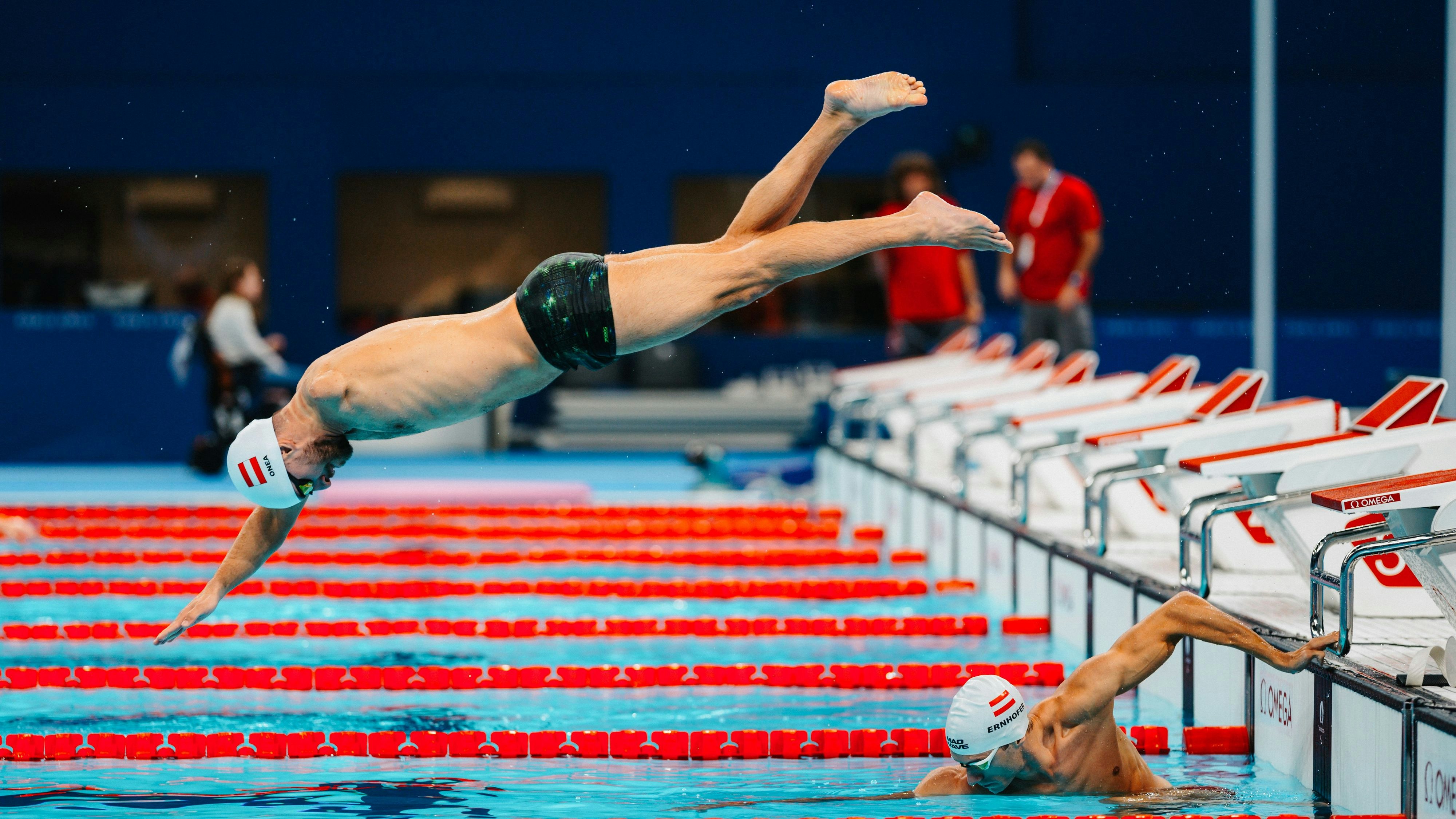 Andreas Onea beim Startsprung in Paris.