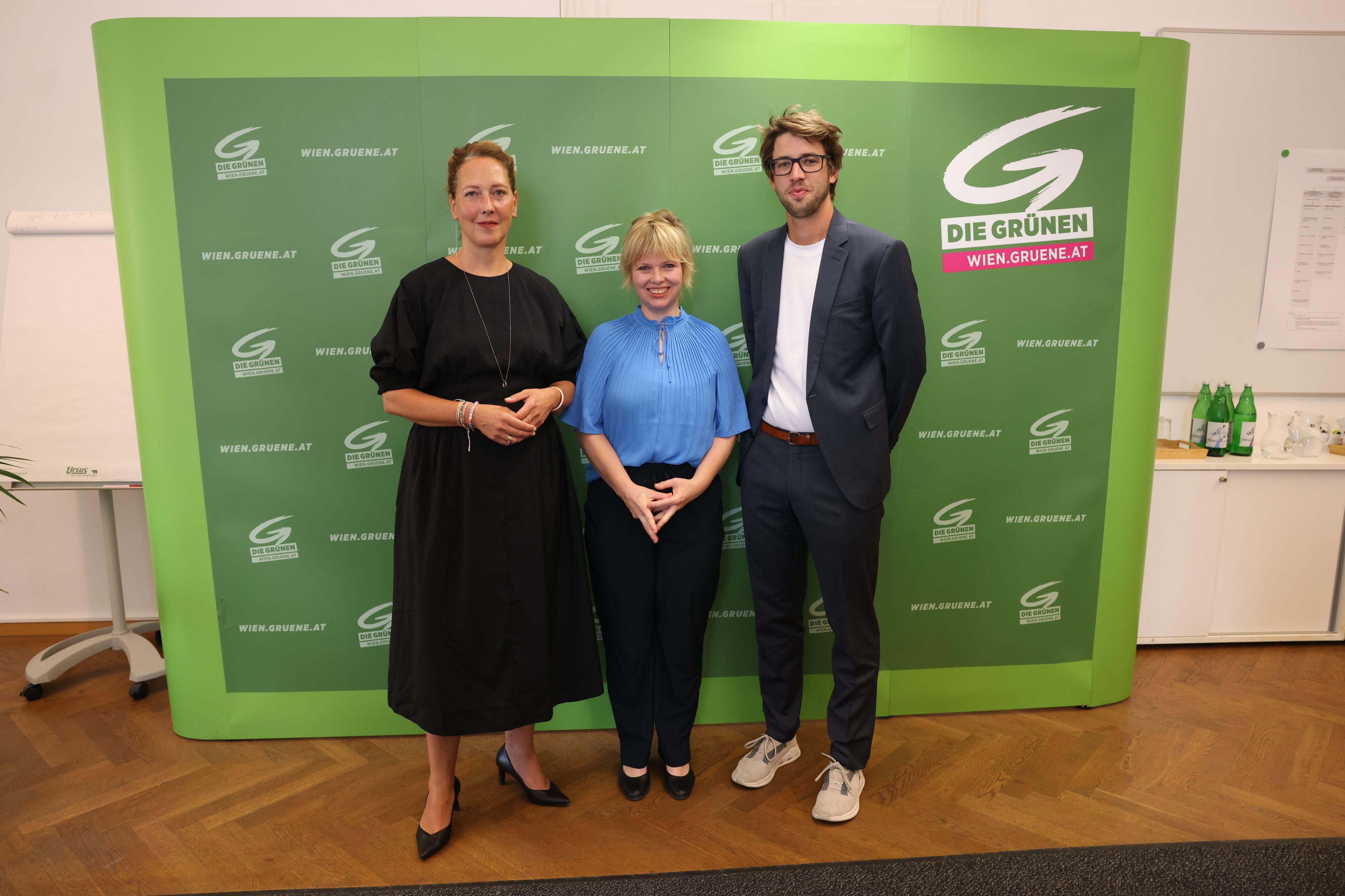 Parteivorsitzende Judith Pühringer, Bildungssprecher Julia Malle und Felix Stadler (v.l.): 
