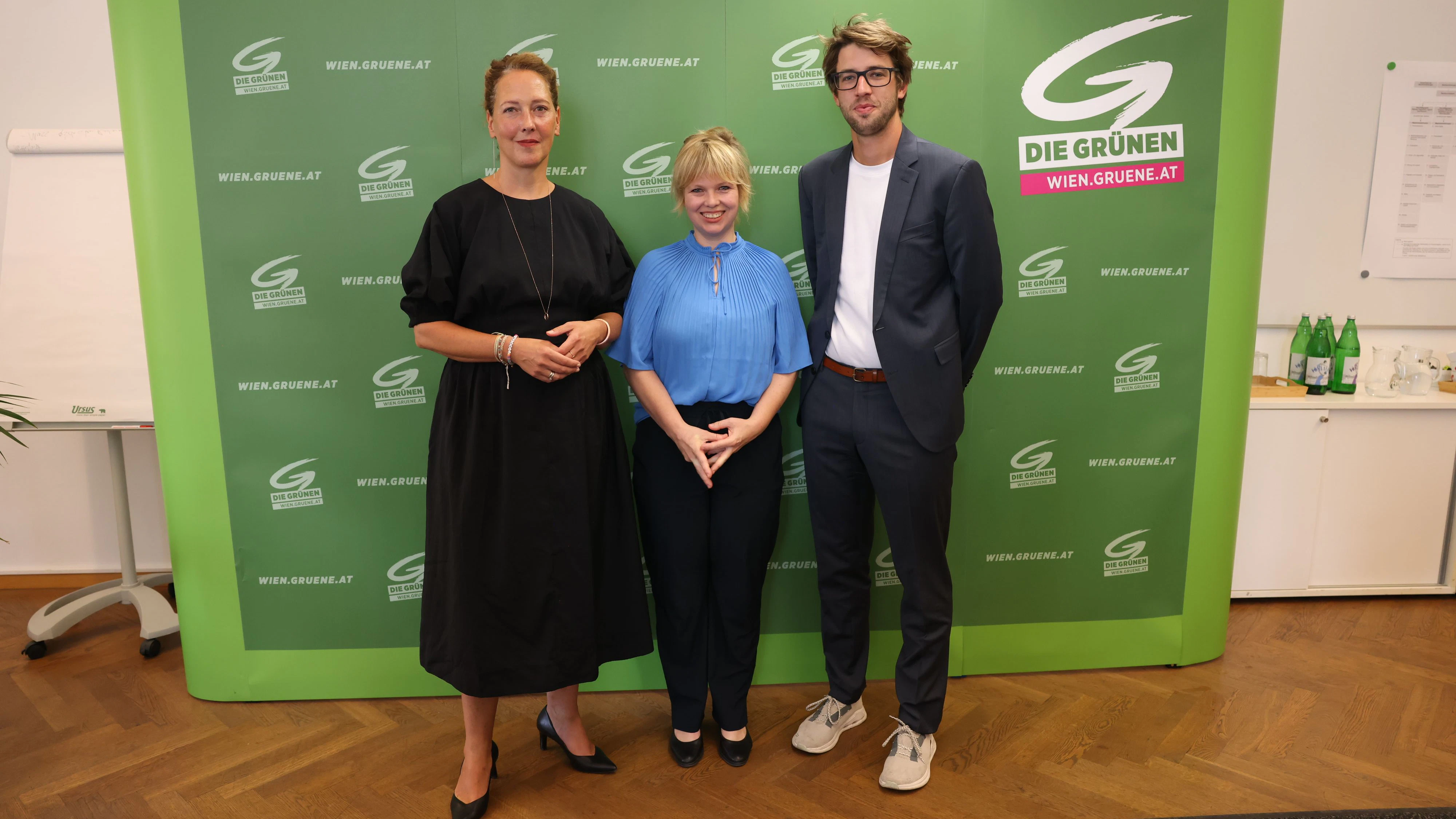 Parteivorsitzende Grüne Wien, Judith Pühringer, Bildungssprecherin Julia Malle und Bildungssprecher Felix Stadler (v.l.)
