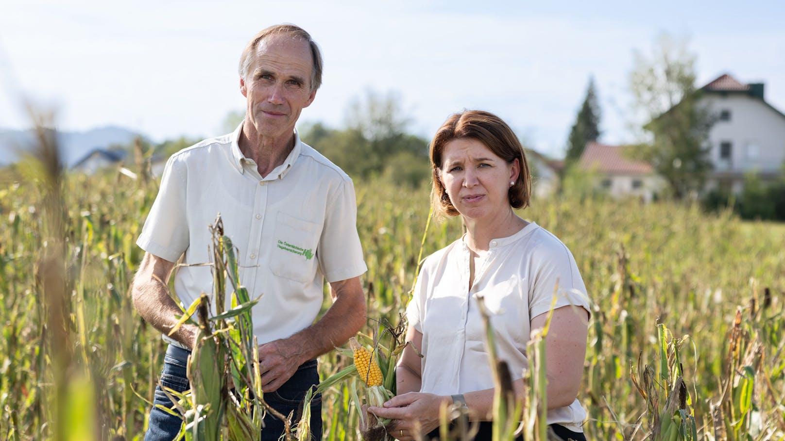 Hagelversicherungs-Experte Wolfgang Winkler und OÖ-Agrarlandesrätin Michaela Langer sind in Sorge.