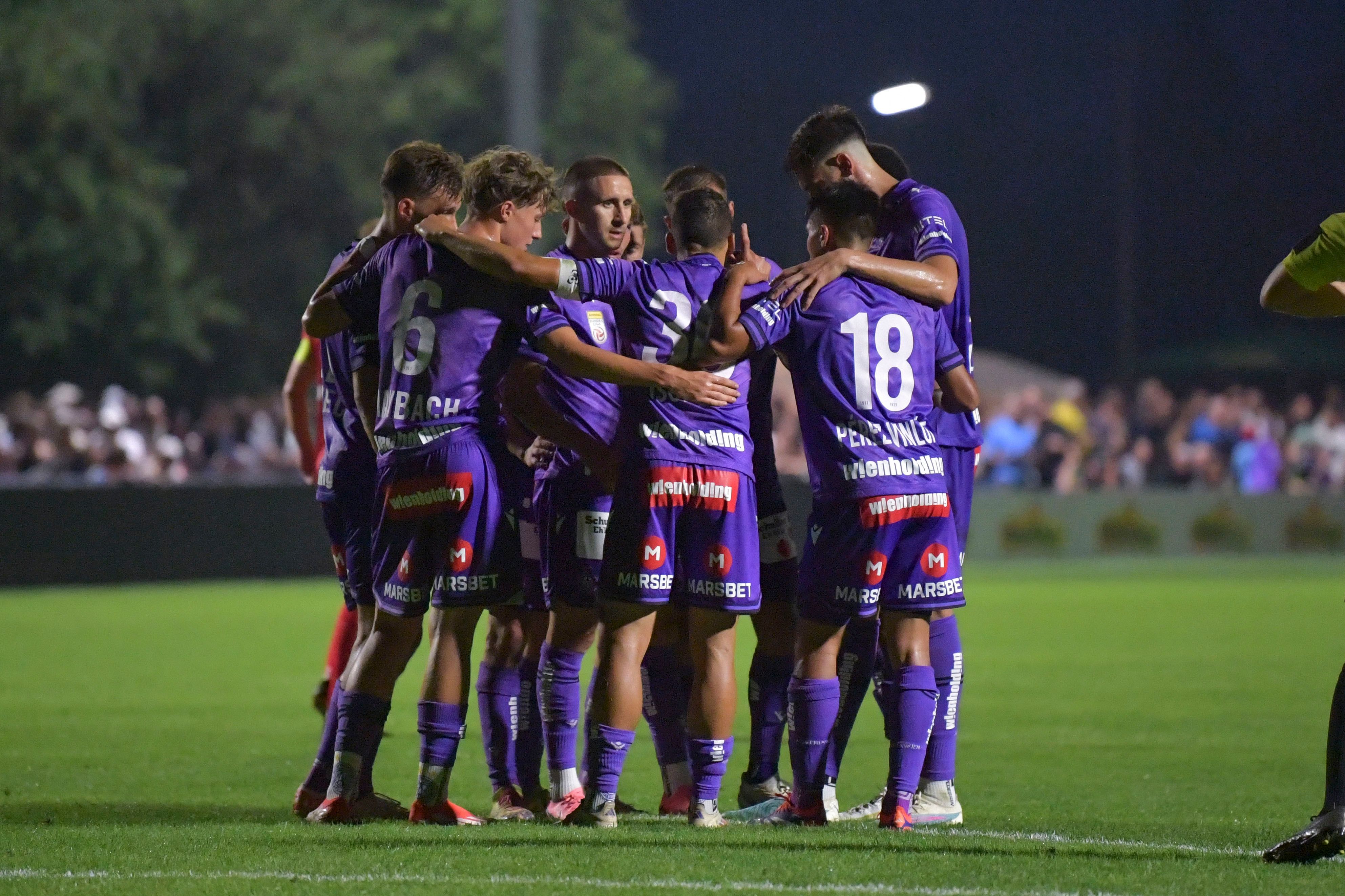 Die Wiener Austria zitterte sich gegen Oedt eine Runde weiter.