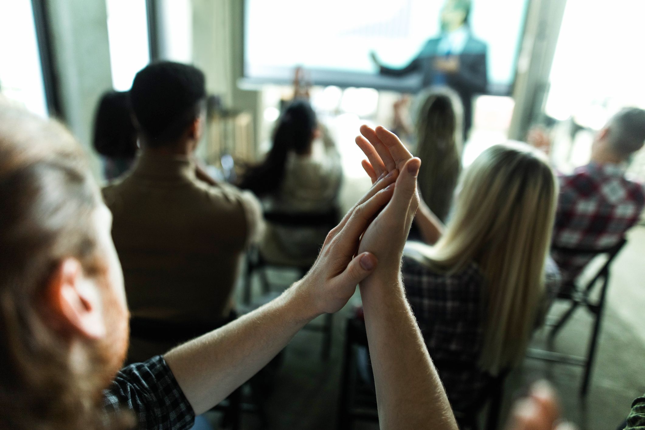 In Kursen werden Strategien zur Konfliktlösung sowie Werte und Normen vermittelt. (Symbolbild)