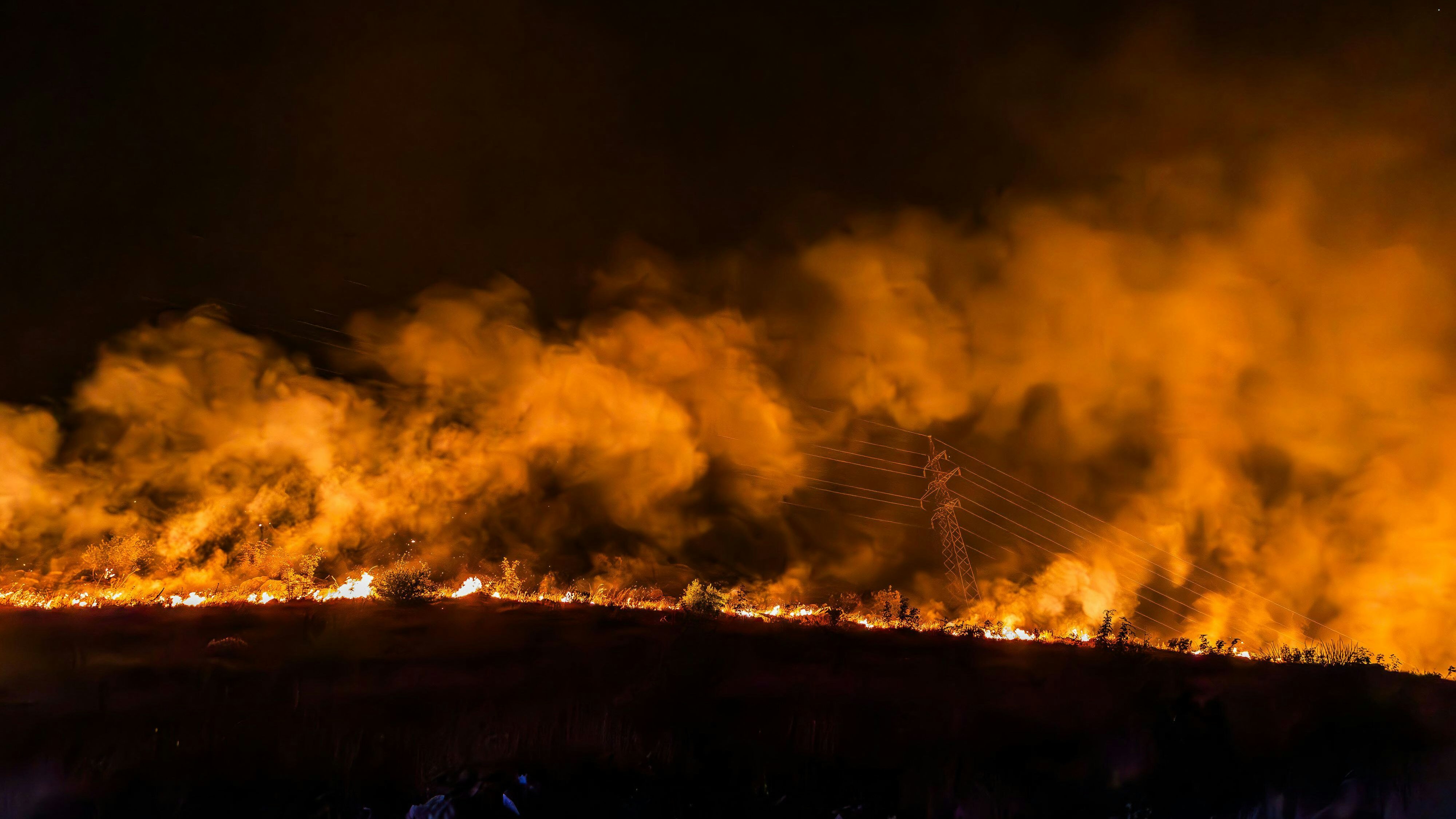 In Kroatien wütet ein gewaltiger Brand.
