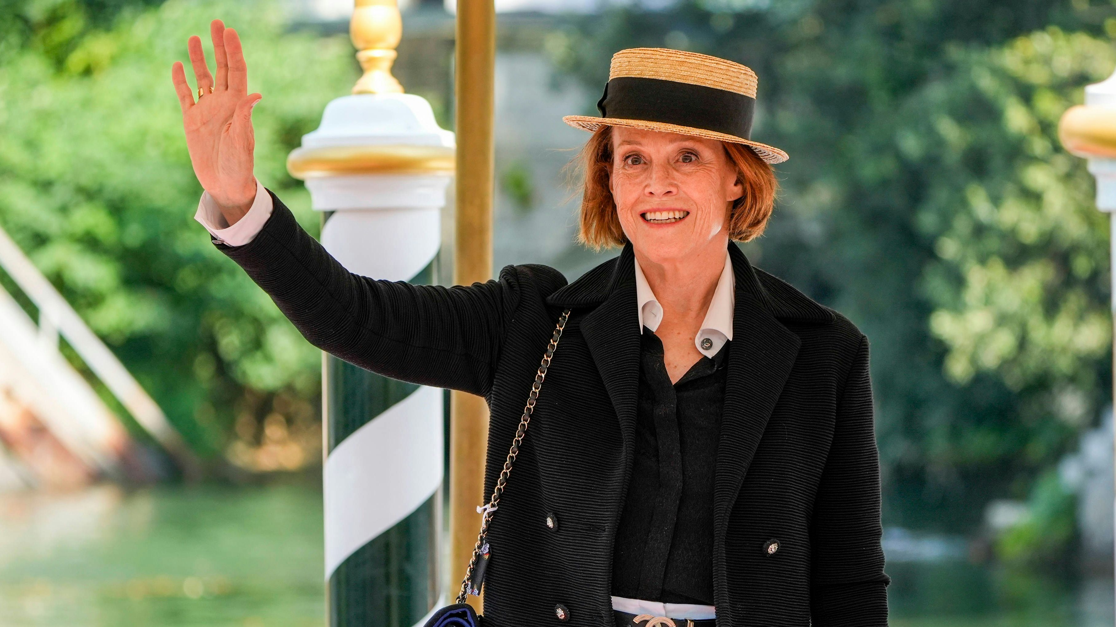 Celebrity Sightings: 81th Venice International Film Festival in Venice, Italy - 27 Aug 2024 is seen during the 81th Venice International Film Festival at Darsena Excelsior. Celebrity Sightings during the 81th Venice International Film Festival. Venice Italy Copyright: xStefanoxCostantinox/xSOPAxImagesx SCOSTANTINO_24VEN2495