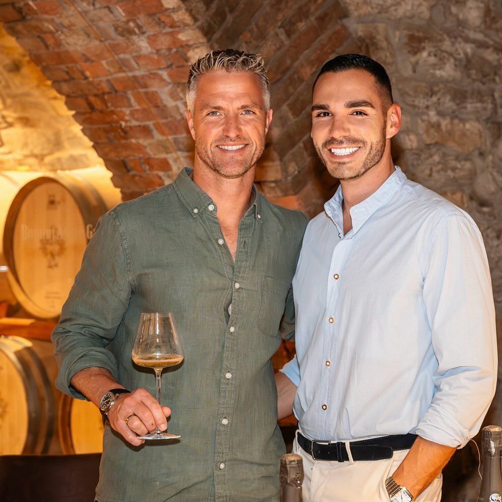 Ralf und sein Étienne bei der Verkostung des neuen Sekts von Schumachers Weingut.