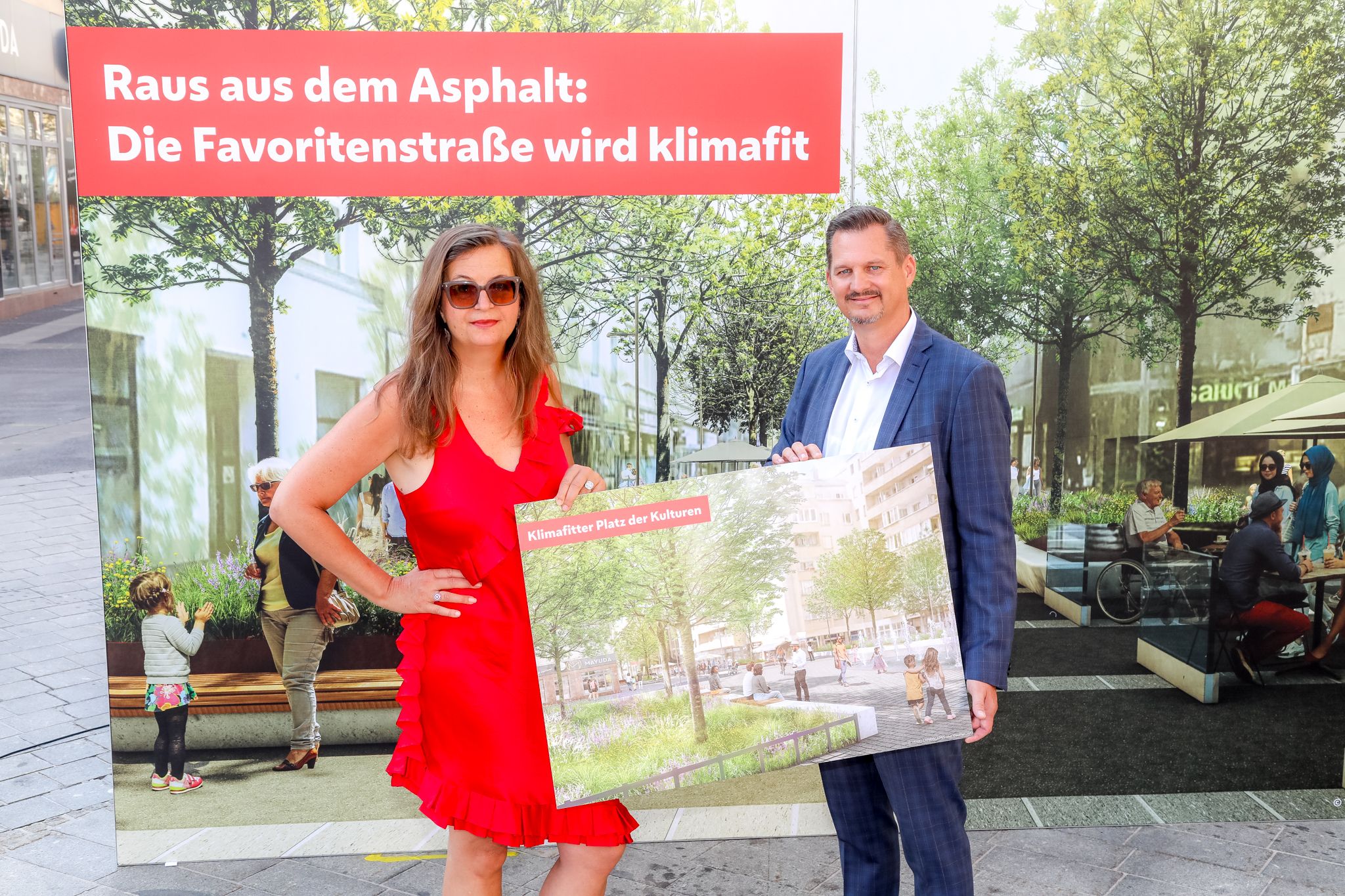 Planungsstadträtin Ulli Sima und Favoritens Bezirksvorsteher Marcus Franz gaben am Donnerstag den Startschuss für die Umgestaltung der Favoritenstraße.
