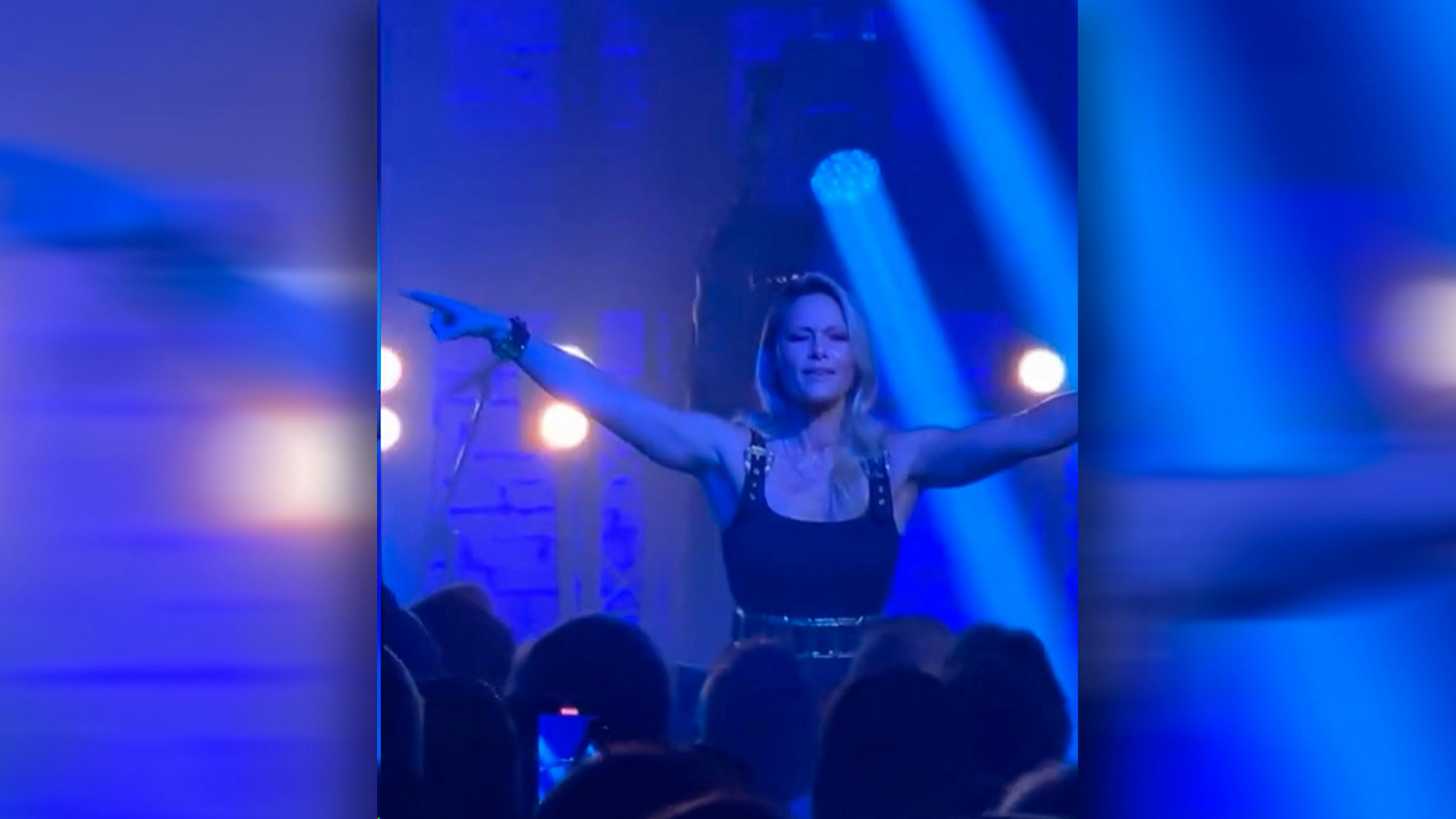 Heute.at - Niemand wusste davon: Plötzlich gibt Helene ein Konzert