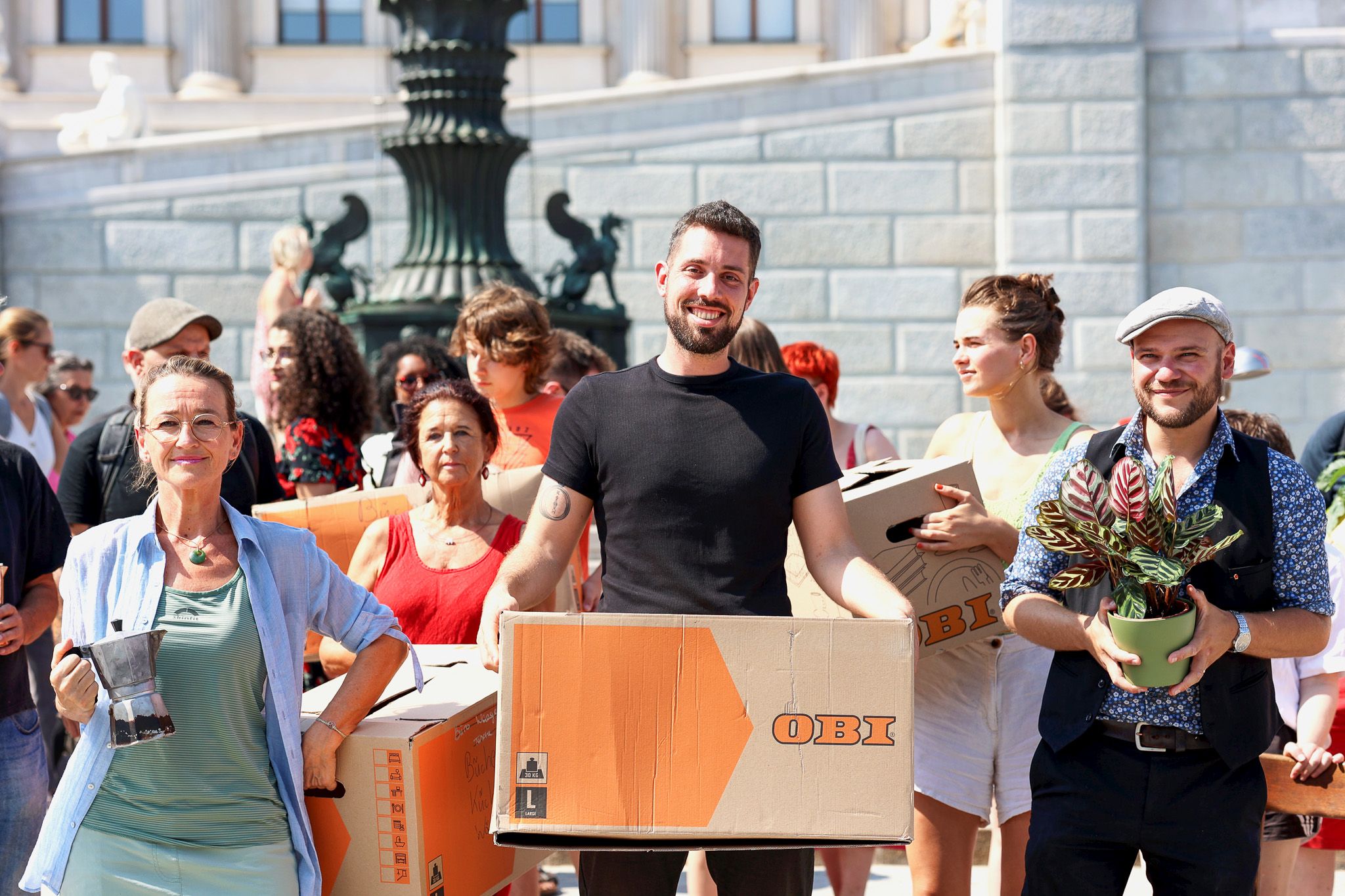 Die Nationalratswahl ist weniger als ein Monat entfernt. Die KPÖ zieht aber jetzt schon um.