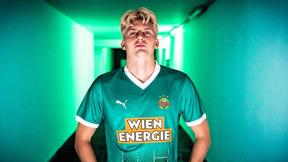 Tobias Börkeeiet ist ein Rapidler