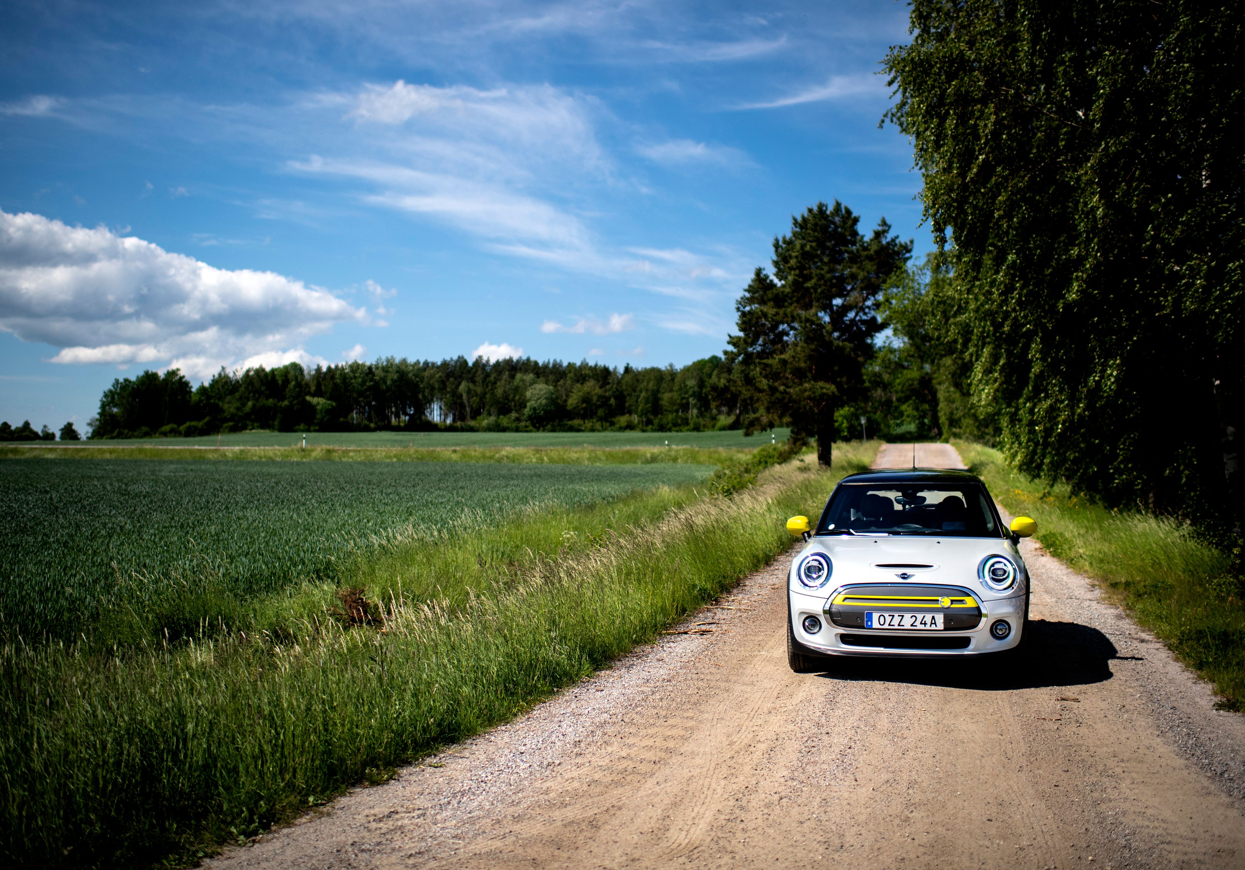 Wegen Brandgefahr ruft BMW alle weltweit alle Fahrzeuge des vollelektrischen Modells 