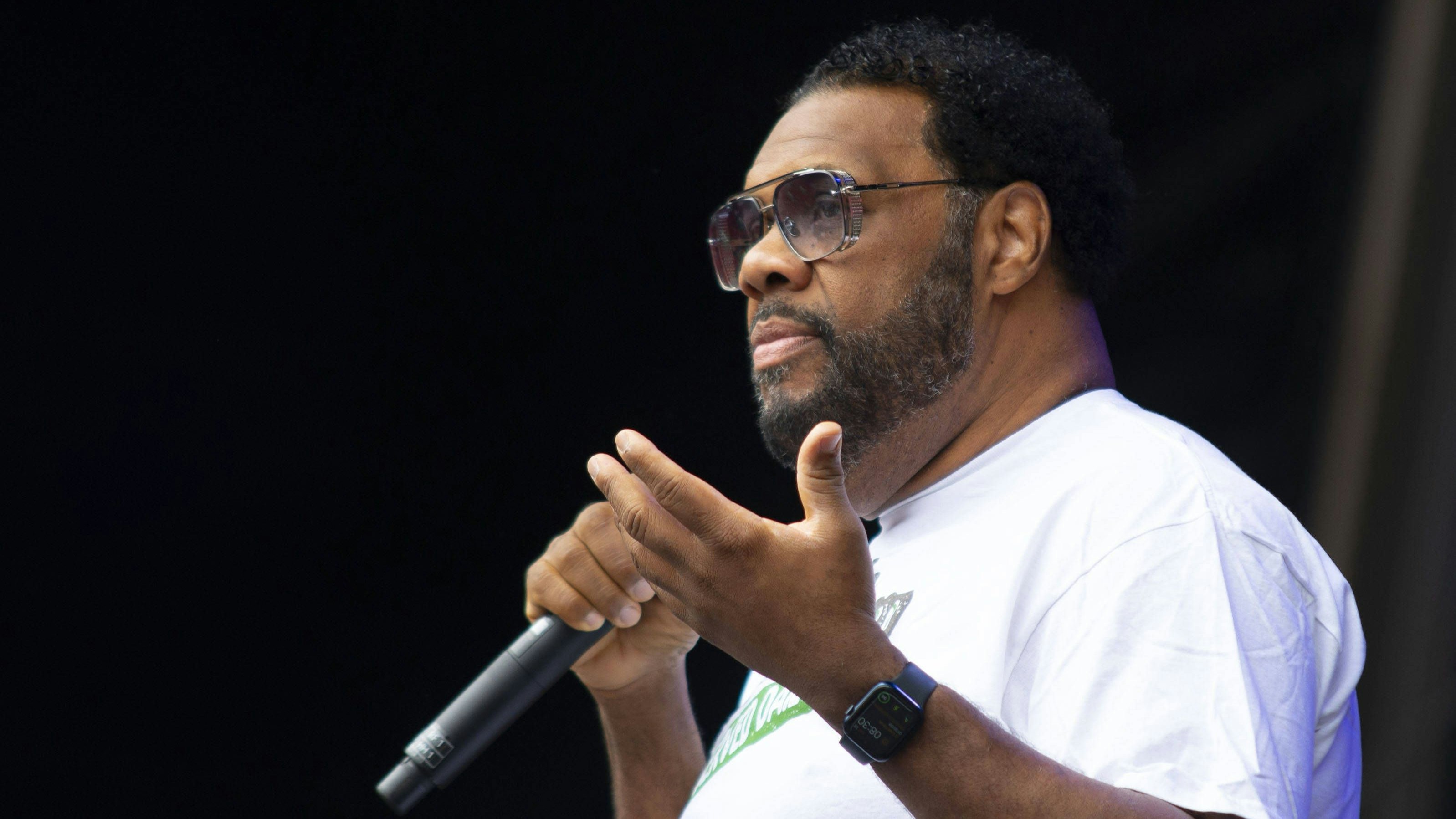 Rapper Fatman Scoop ist nach einem Zusammenbruch auf der Bühne am 30. August 2024 gestorben.