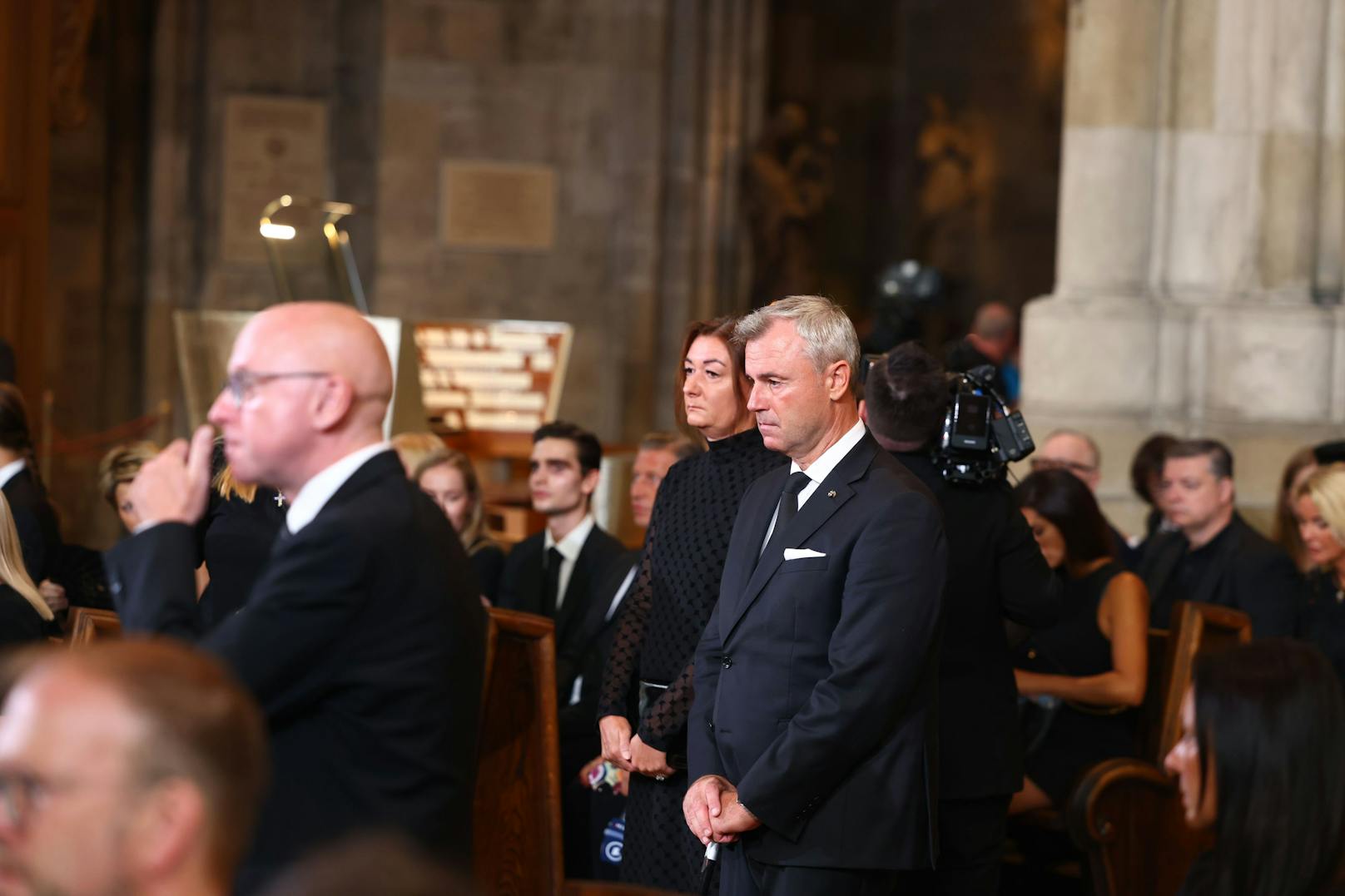 Österreich verabschiedet sich am 31. August 2024 von Baumeister Richard "Mörtel" Lugner. Die Anteilnahme ist gewaltig. "Heute" hat alle Fotos der Trauerfeier.