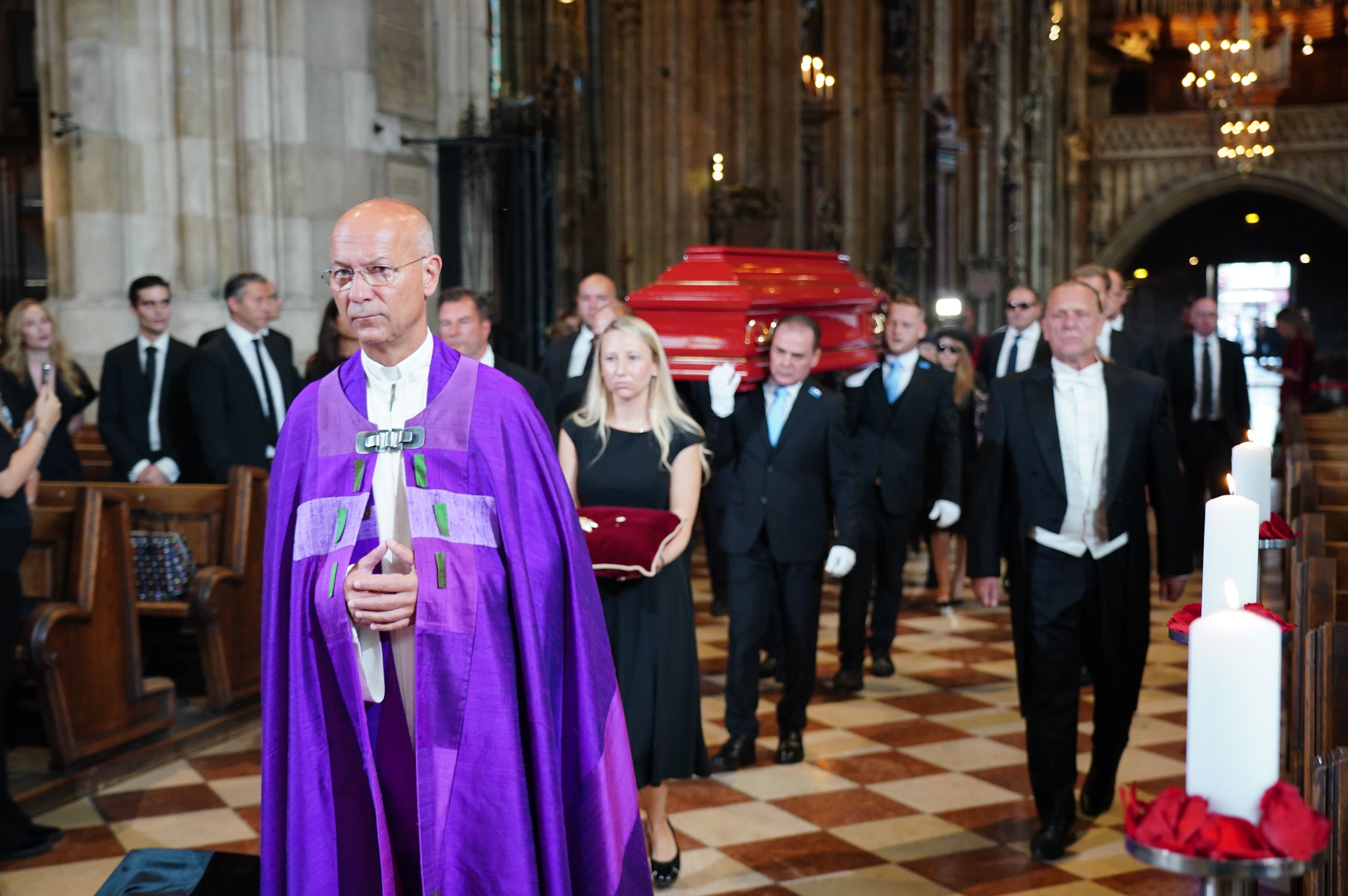 Heute.at - Angekommen im Dom: Mörtels letzte Reise