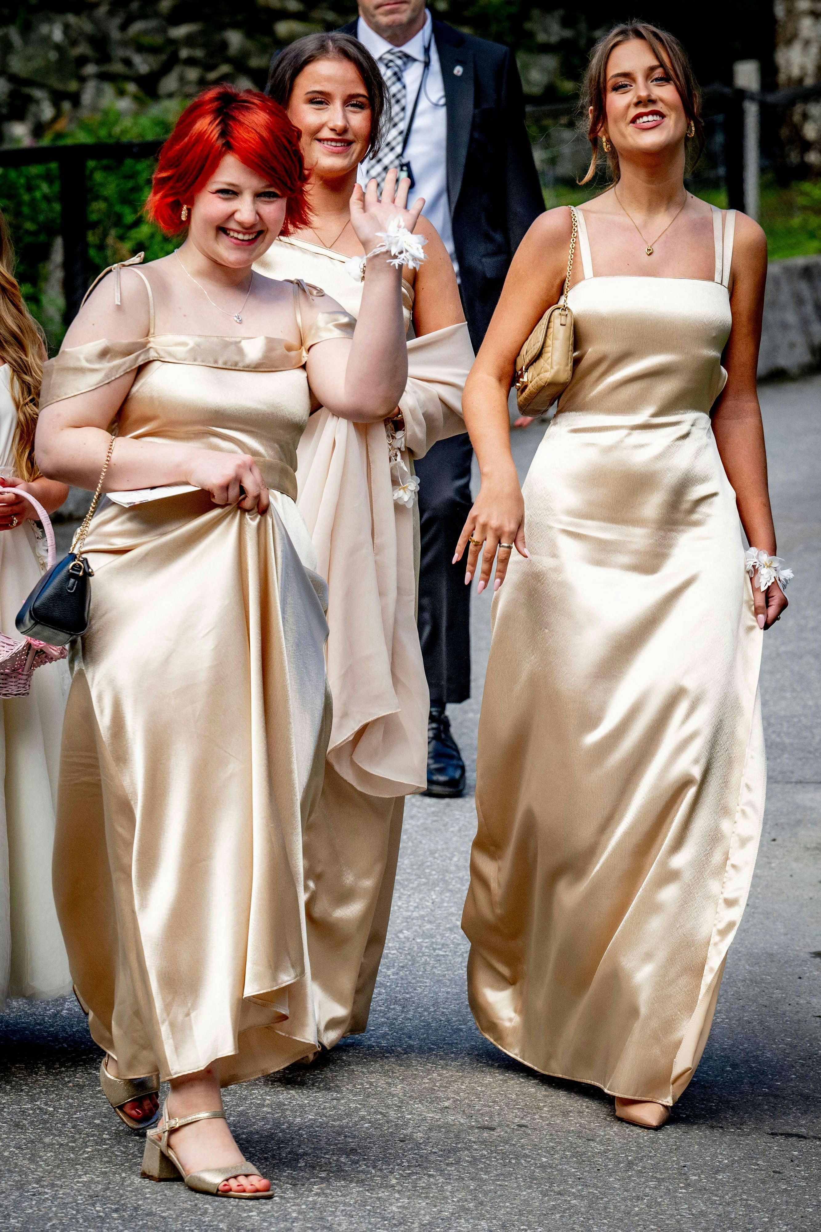 Die Töchter der Brraut: Maud Angelica Behn, Leah Isadora Behn und Emma Tallulah Behn