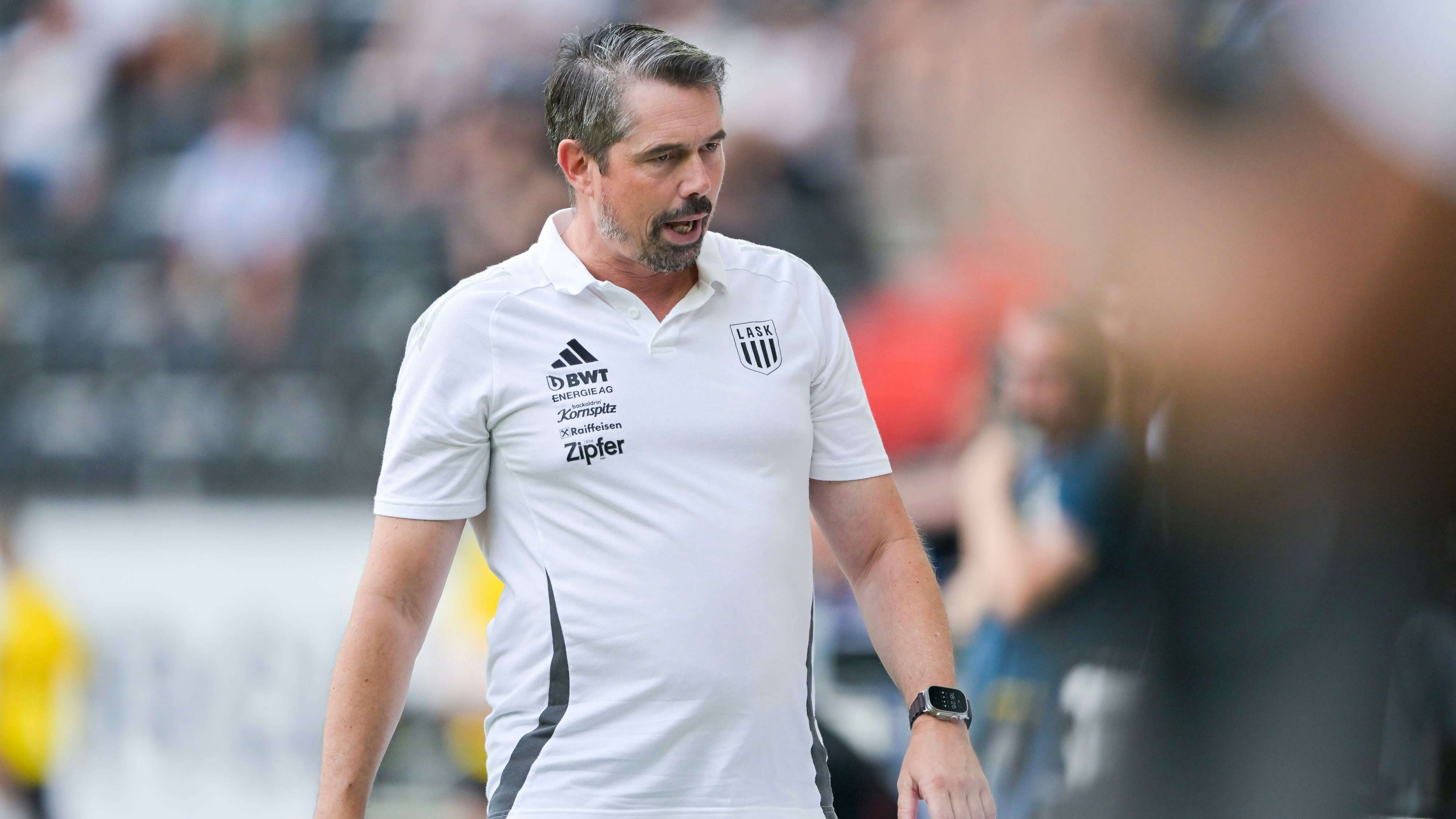 LASK-Coach Thomas Darazs ist angezählt.