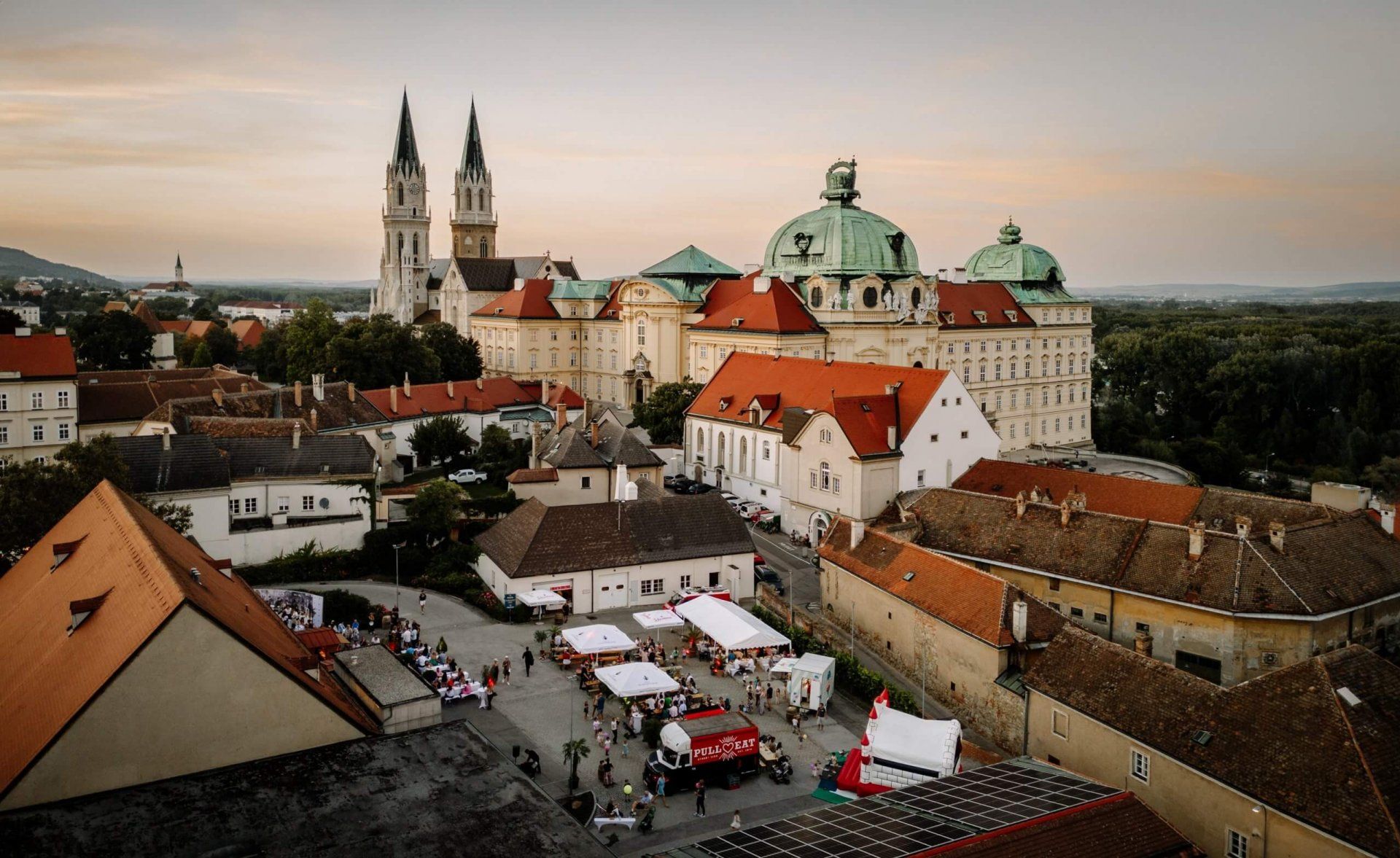 Weingutfest des Weingutes Stift Klosterneuburg am Wochenende 7. und 8. September