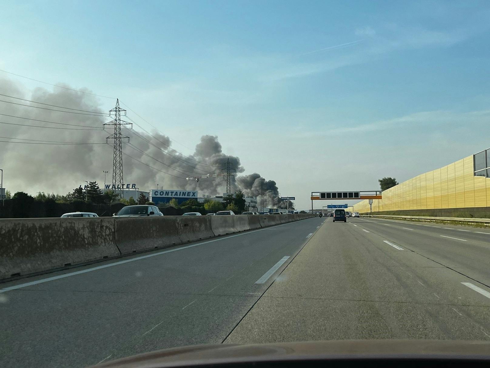 Großbrand in Wiener Neudorf