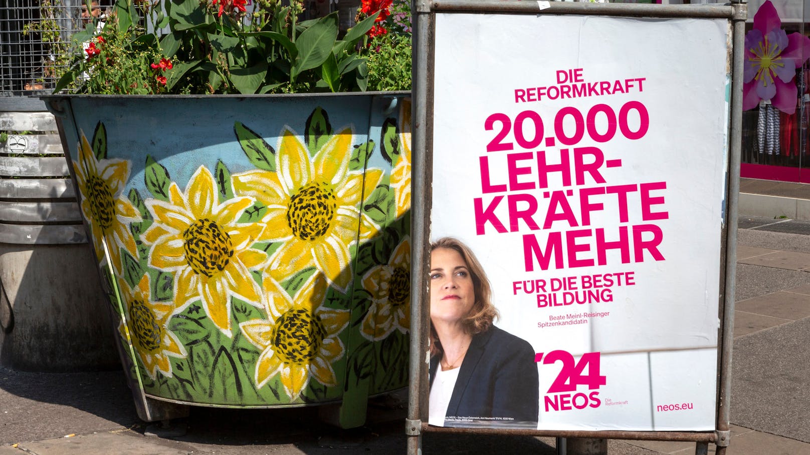 Die Wahlplakate der NEOS.