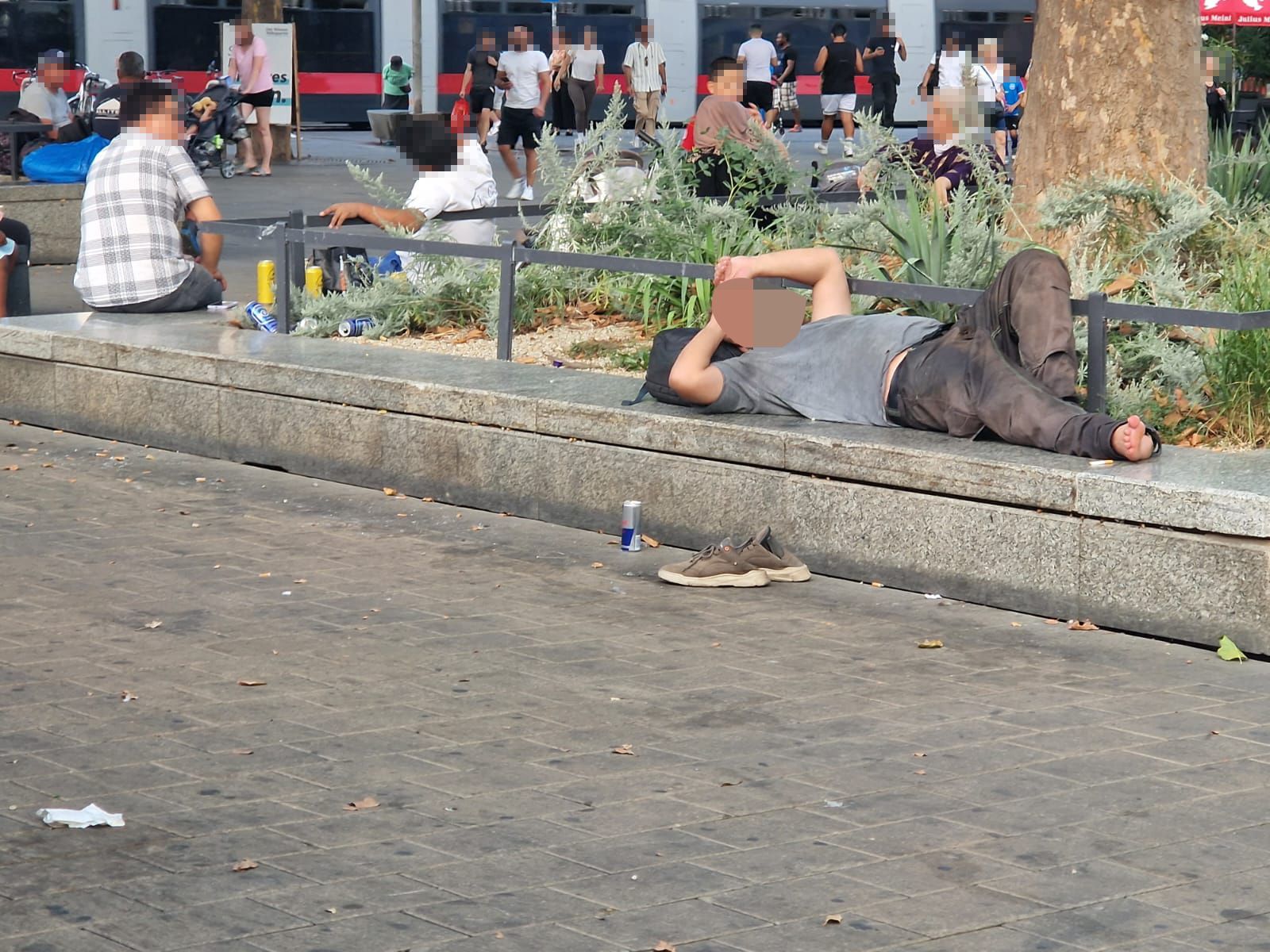 Viele Anrainer meiden den Franz-Jonas-Platz in Wien-Floridsdorf.