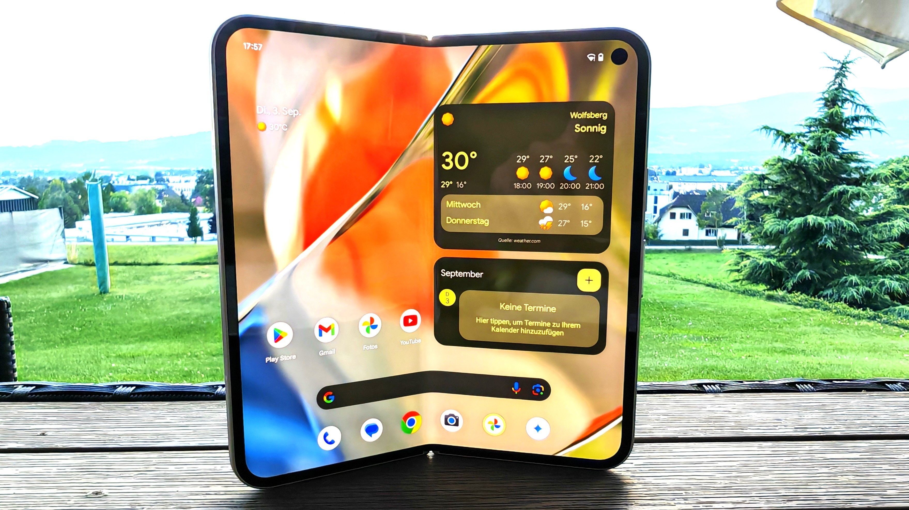 Das Google Pixel 9 Pro Fold gefällt (auch) mit seinem gut abgestimmten LTPO-OLED-Display.