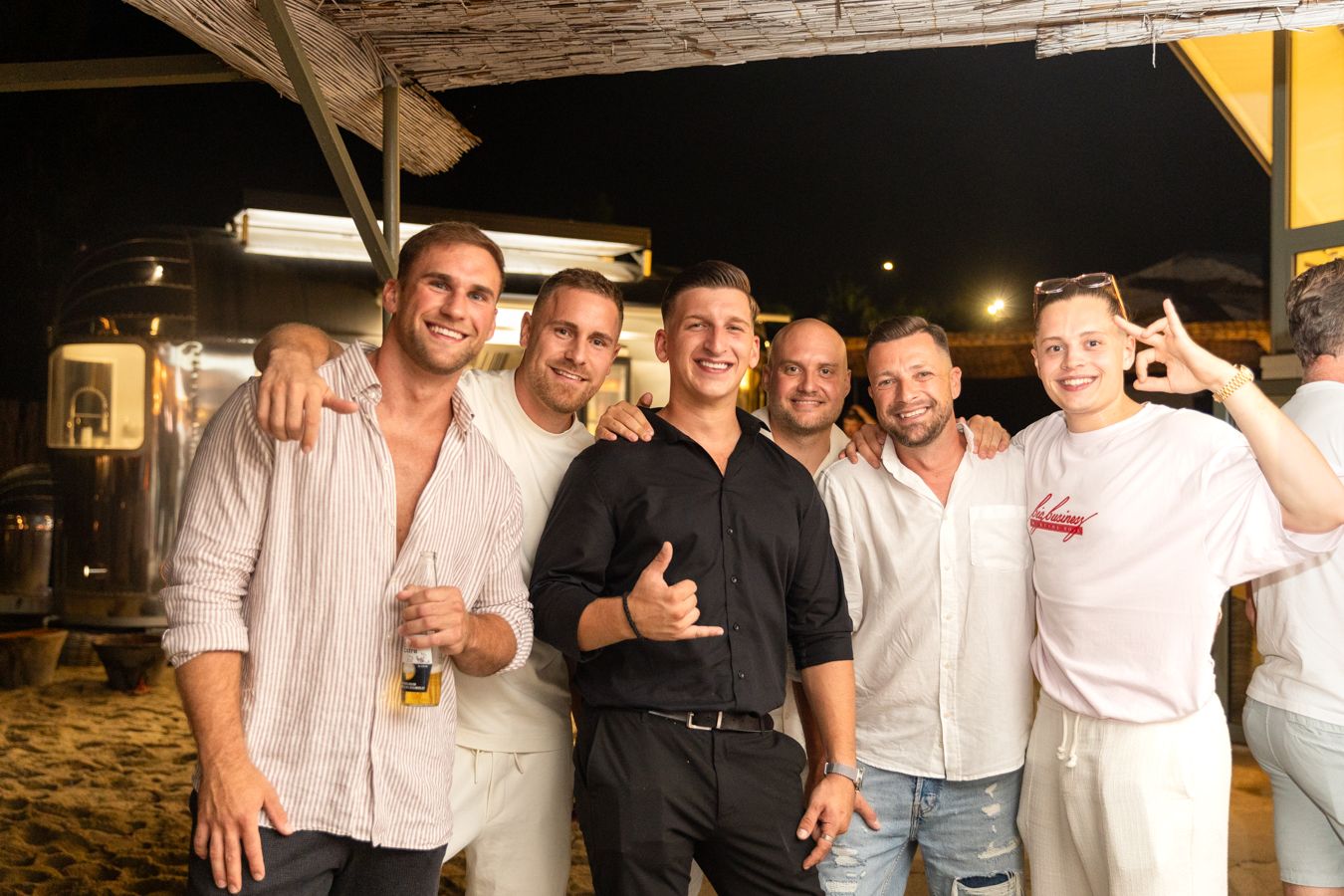 Die Digital-Agentur feierte ein großes Sommerfest im Lilly Beach House.