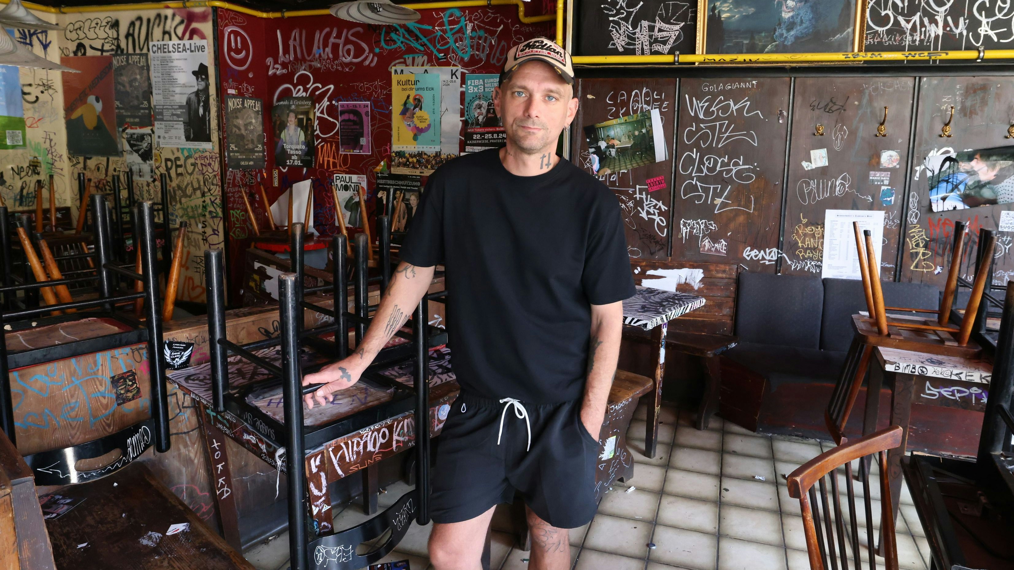 Peter Balon ist seit 2019 Inhaber des Kultbeisl „Schmauswaberl“ am Wiener Naschmarkt.