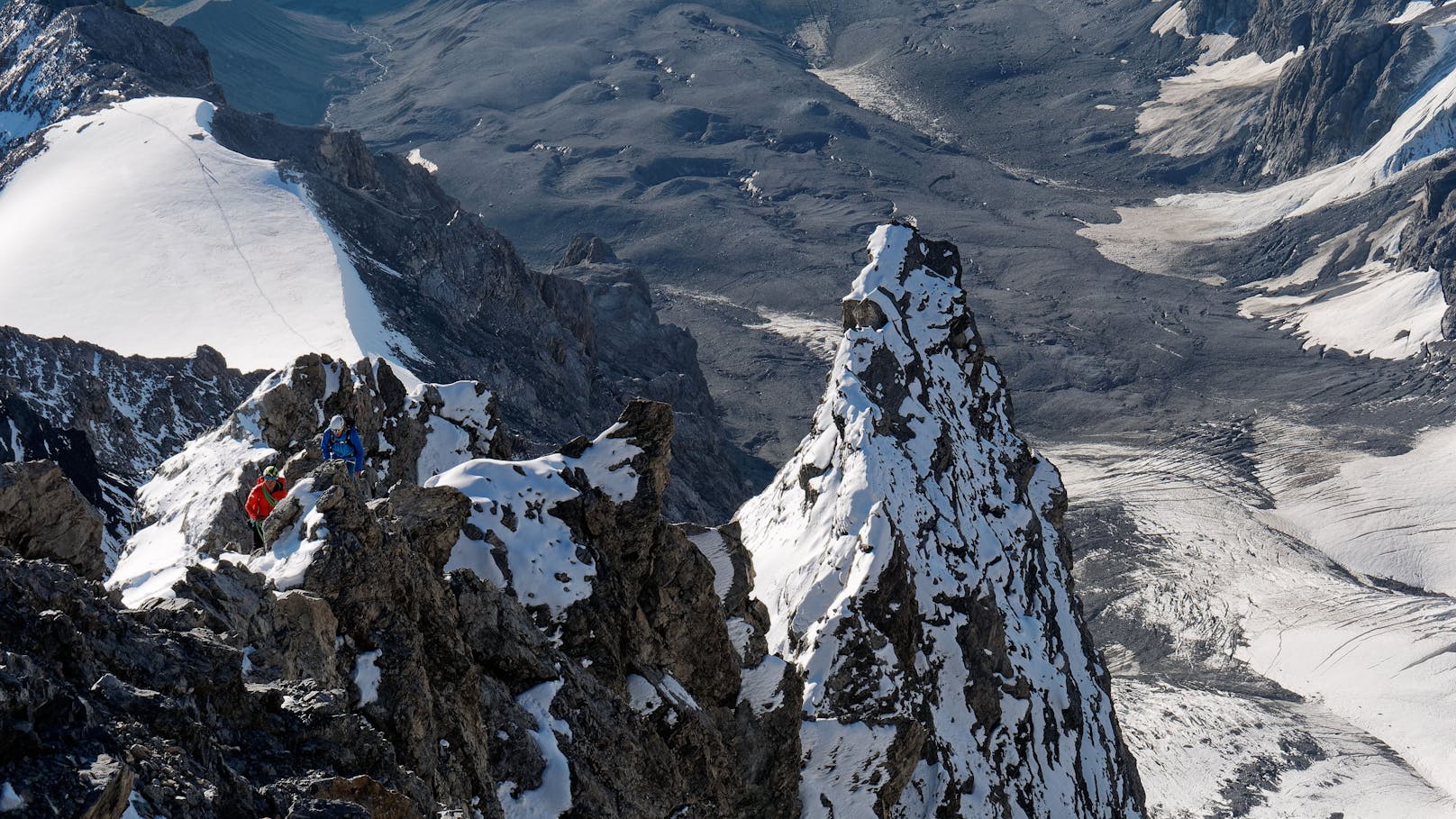 Österreicher stürzen bei Bergtour 150 Meter in Tiefe