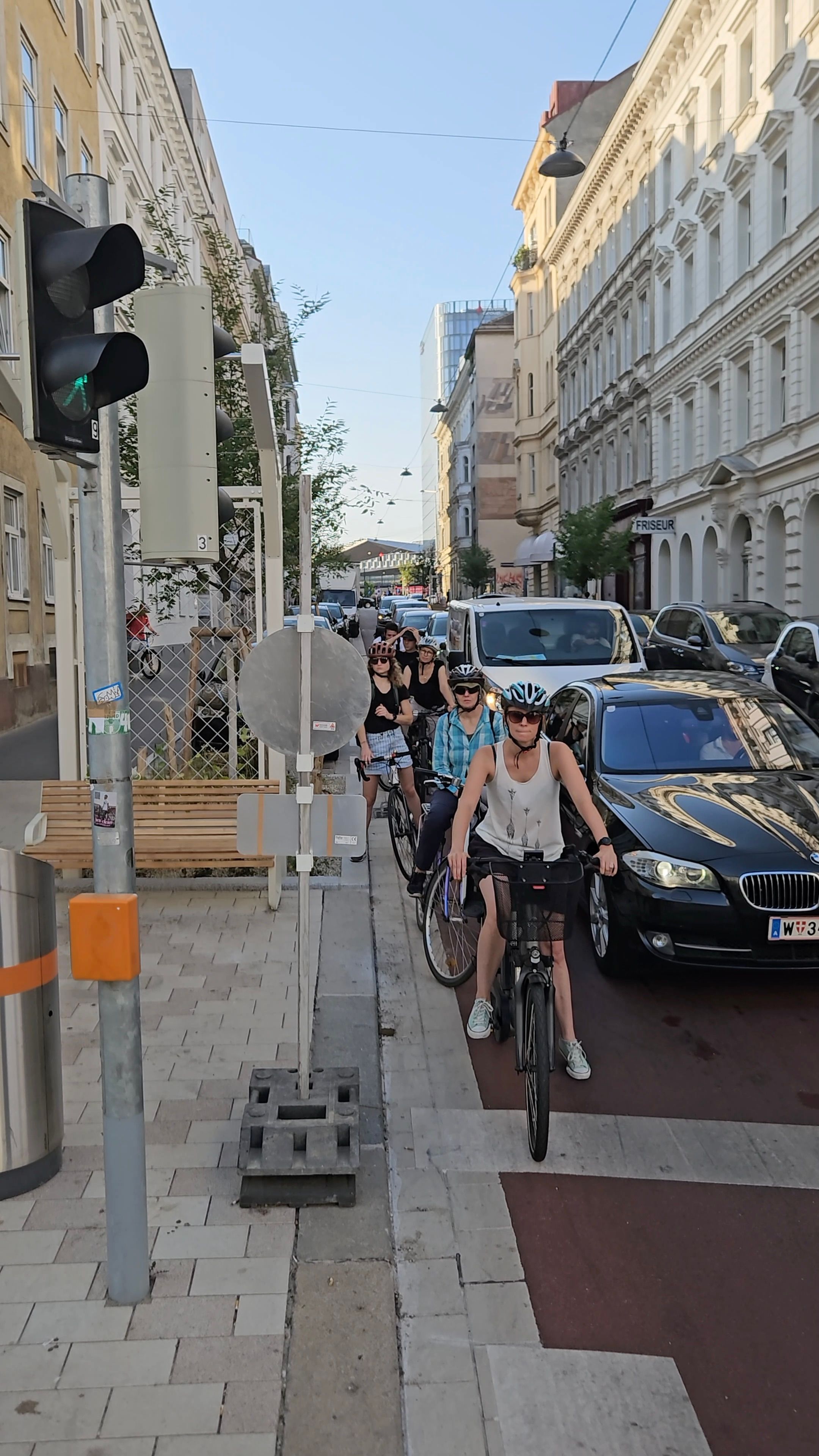 Ganz schön eng auf dem neuen Radweg