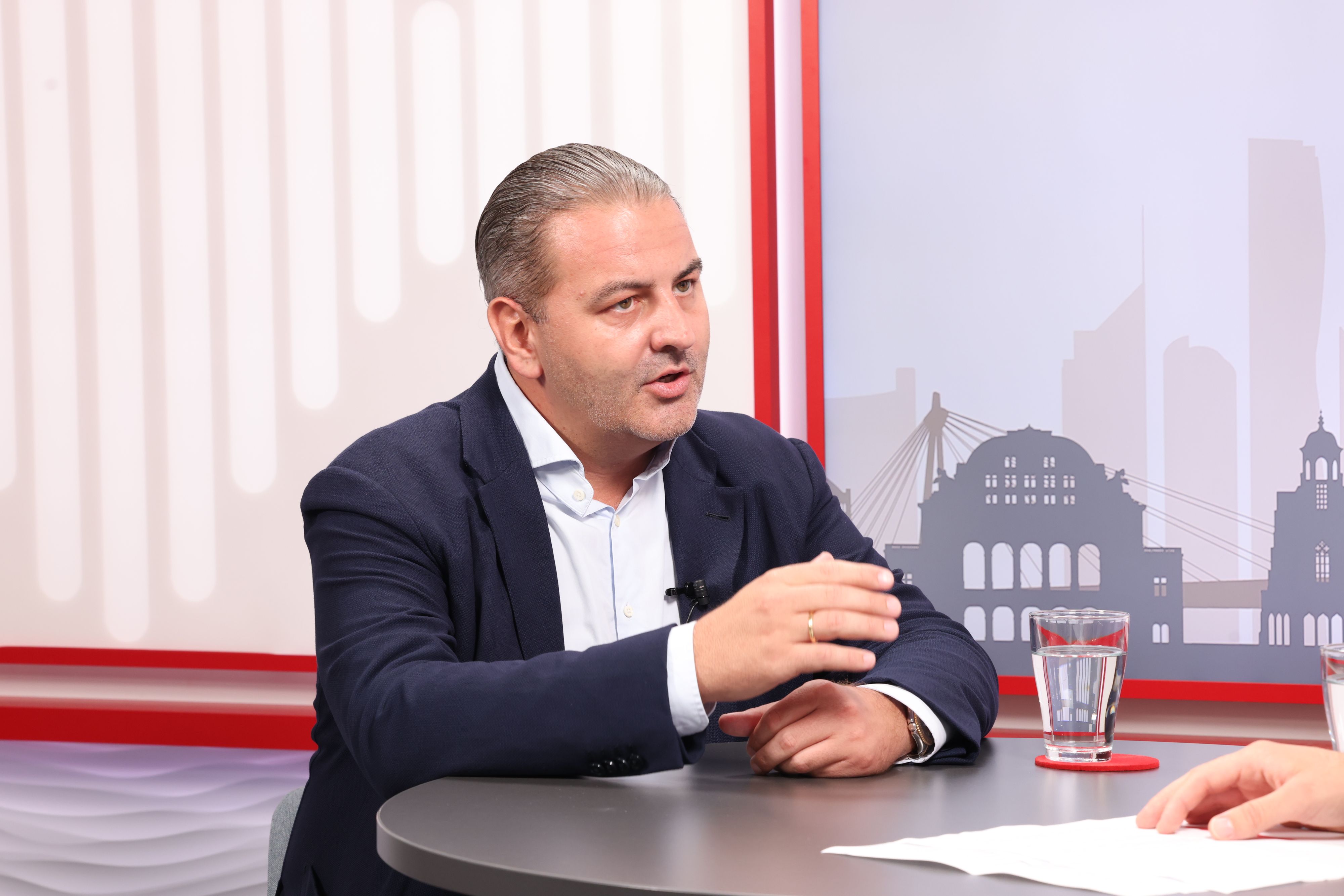 Leo Lugner spricht im 