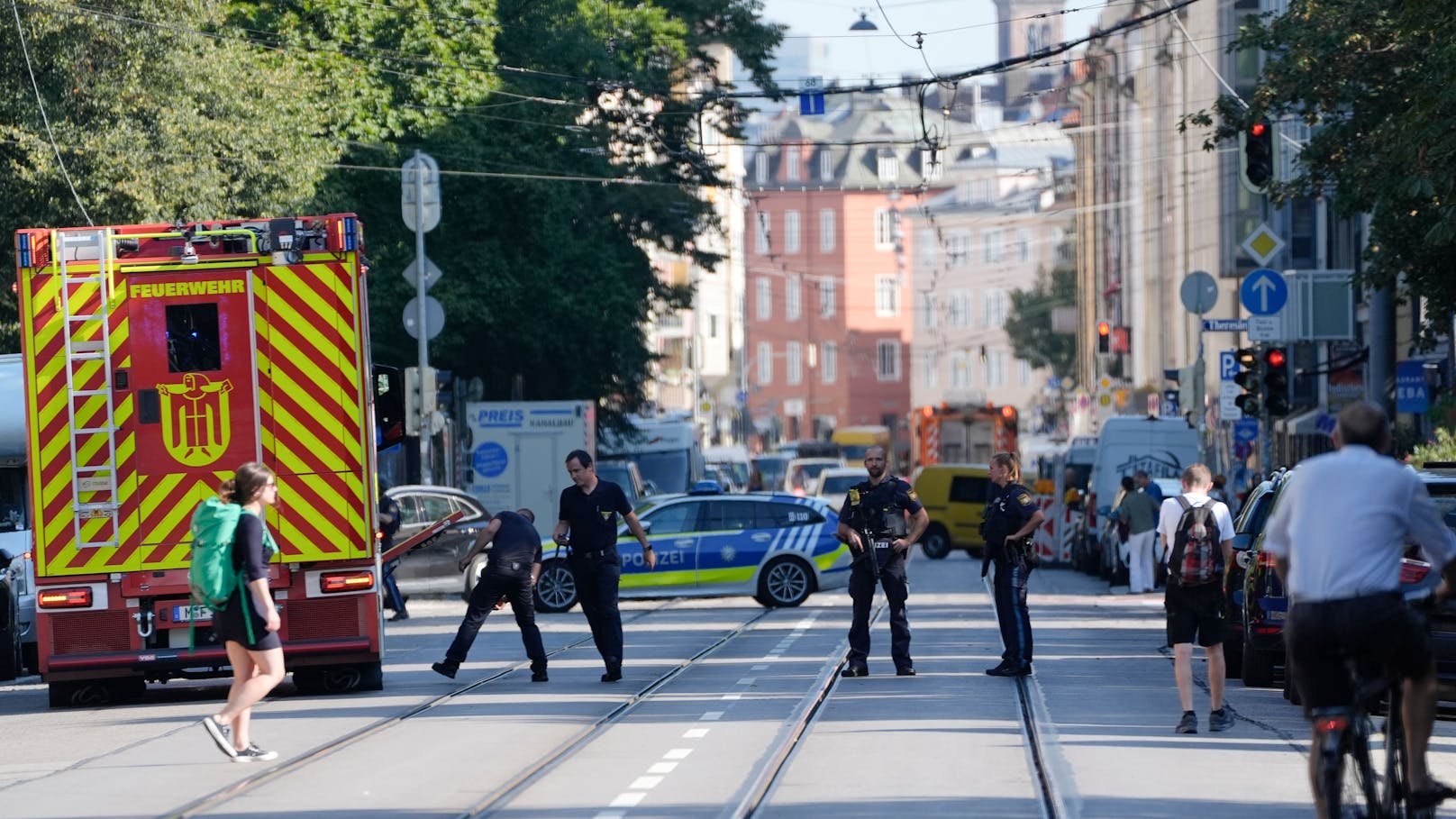 Im gesamten Stadtgebiet wurde die Polizeipräsenz erhöht.