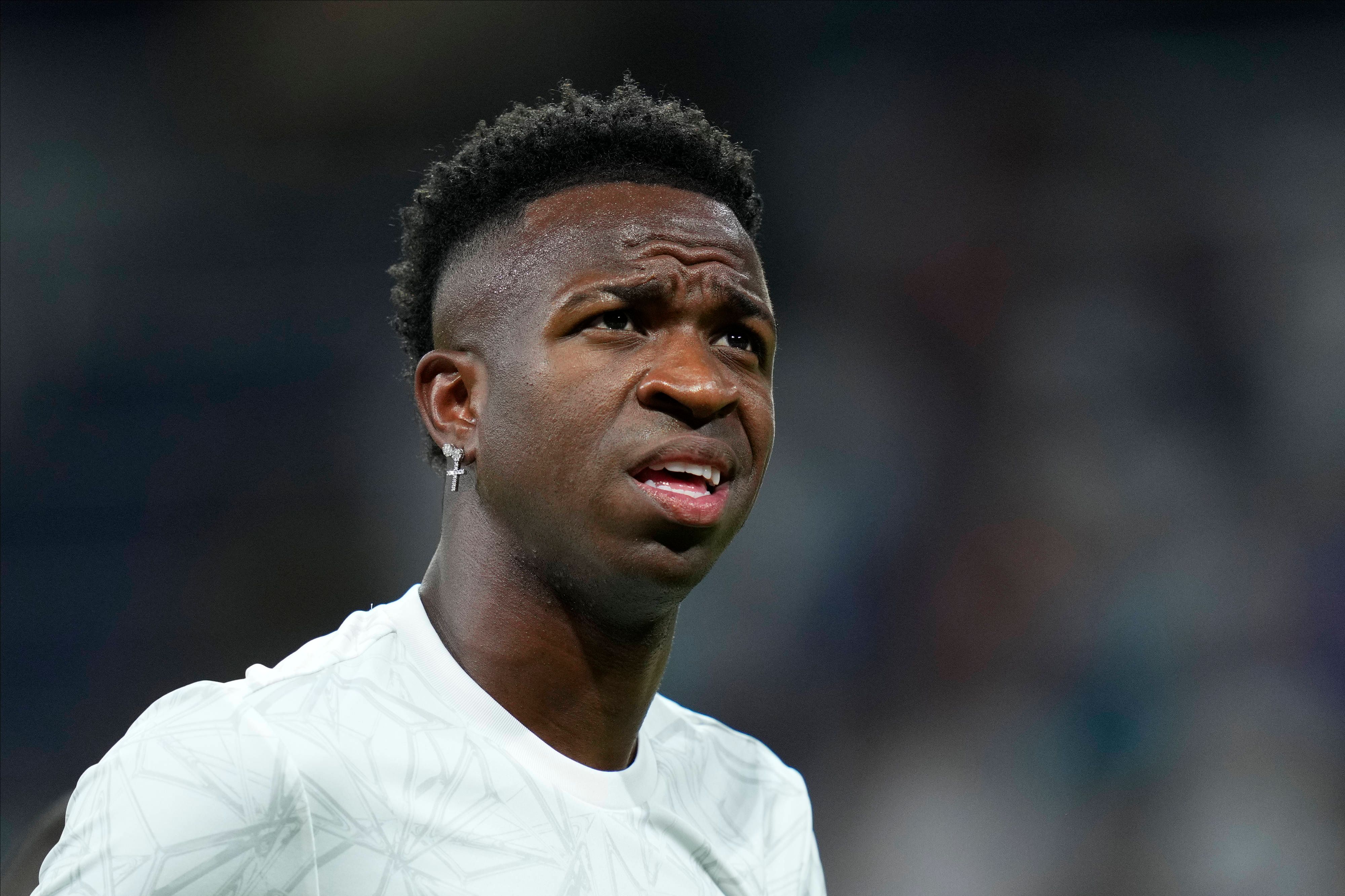 Vinicius Jr. fordert einen anderen Austragungsort der WM 2030, sollte sich in Spanien das Rassismus-Problem nicht bessern.