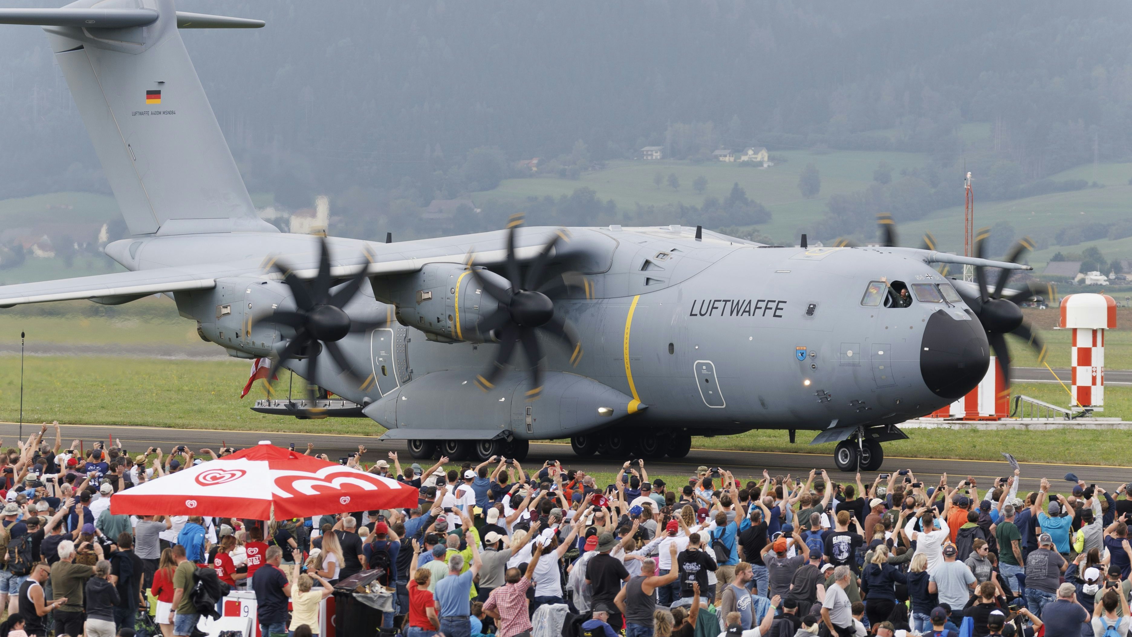 Ein Airbus A-400M der Deutschen Luftwaffe bei der Flugshow "Airpower 2024" am 6. September 2024 in Zeltweg.